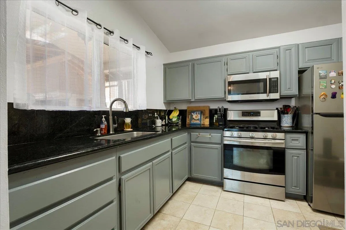 4027 C St, San Diego, CA 92102 - Photo 5 of 36, San Diego, CA