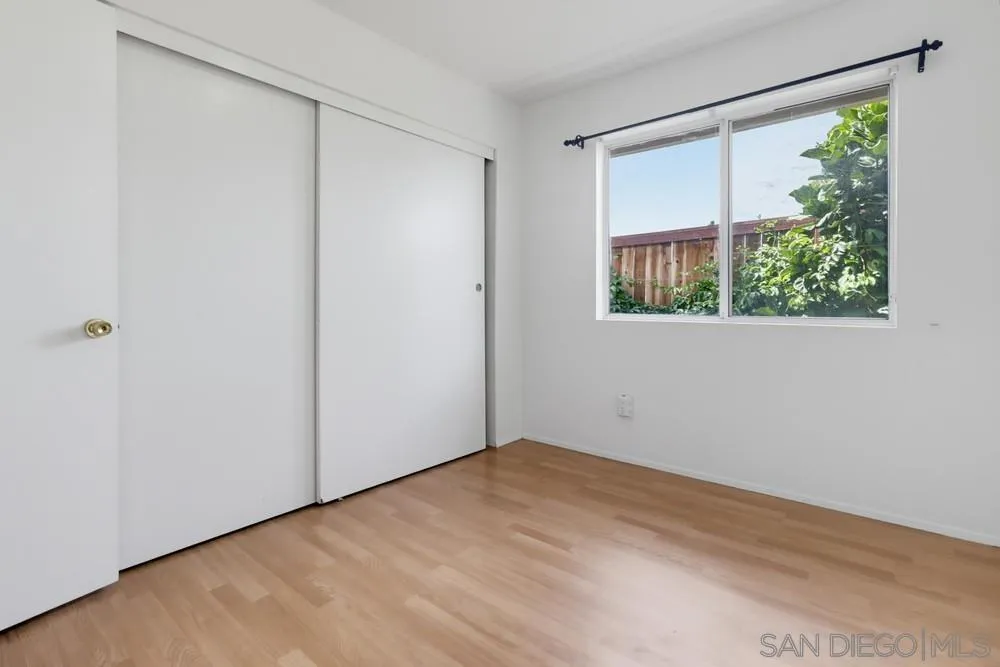 https://cdn.realtyfeed.com/cdn/127/260022244/c60d3bad7478b92feffe8844338c6035.webp