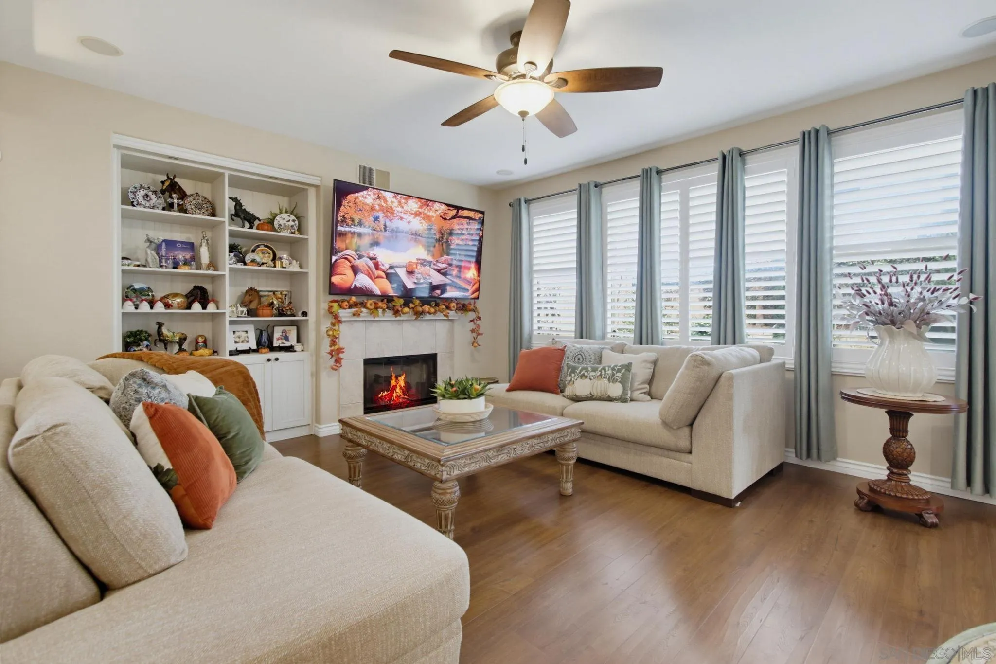 https://cdn.realtyfeed.com/cdn/127/260022245/0e5e720645018bde5e3d2d3639749a6a.webp