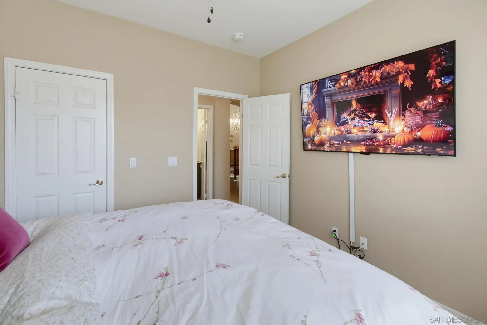 https://cdn.realtyfeed.com/cdn/127/260022245/539510161cba34a95aacd0f491429998.webp