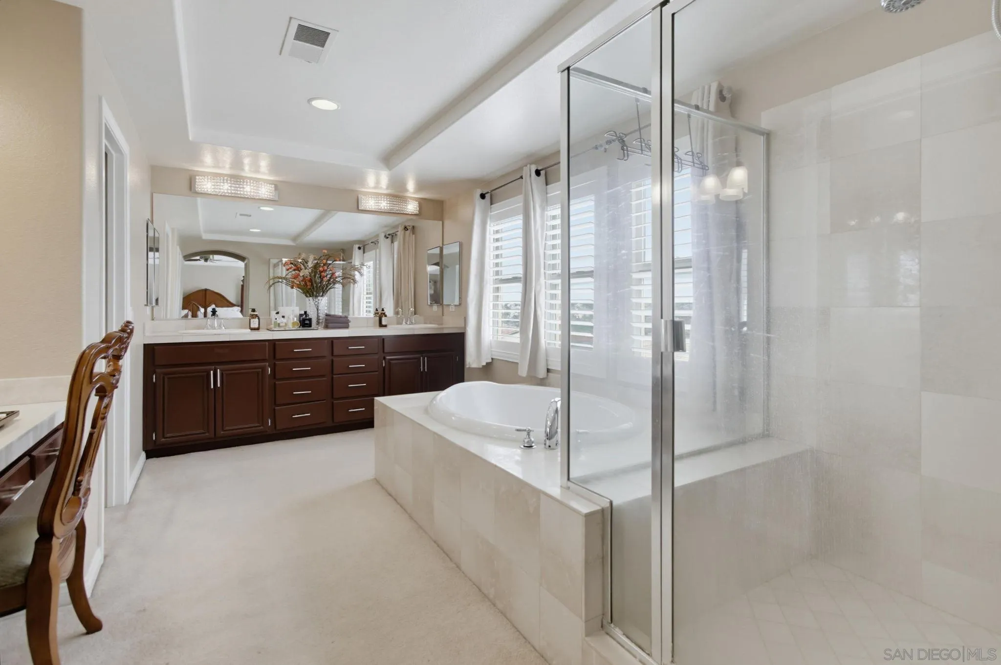 https://cdn.realtyfeed.com/cdn/127/260022245/803d488218aae1cf922222629e85b155.webp