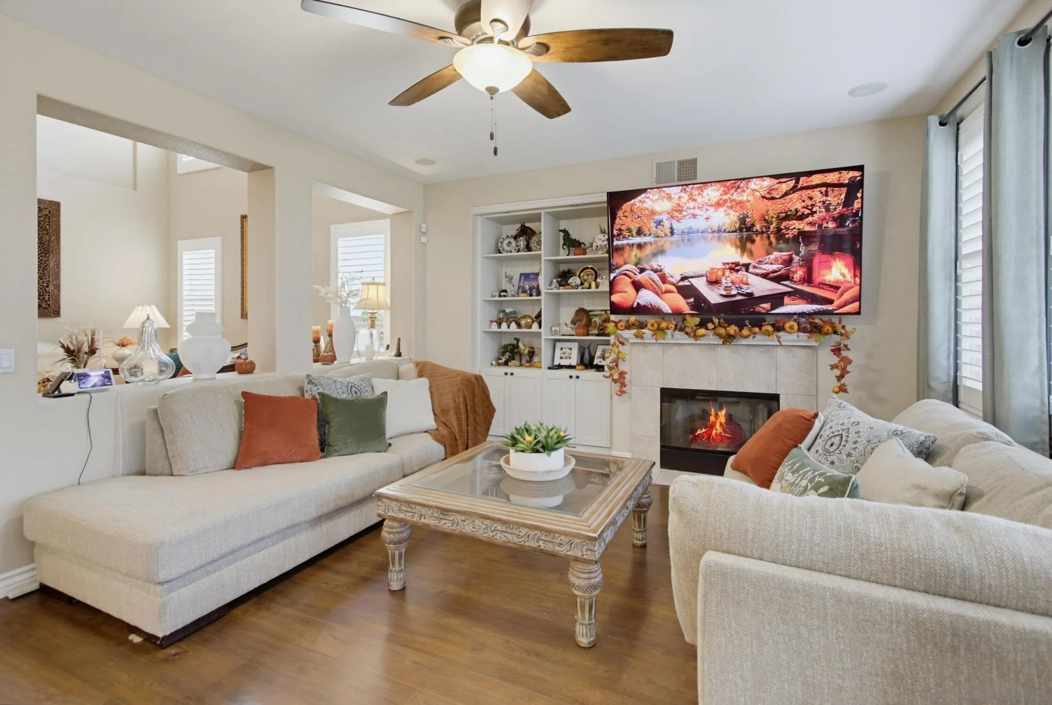 https://cdn.realtyfeed.com/cdn/127/260022245/925ff7ff0928db22903a02eefdc92c62.webp