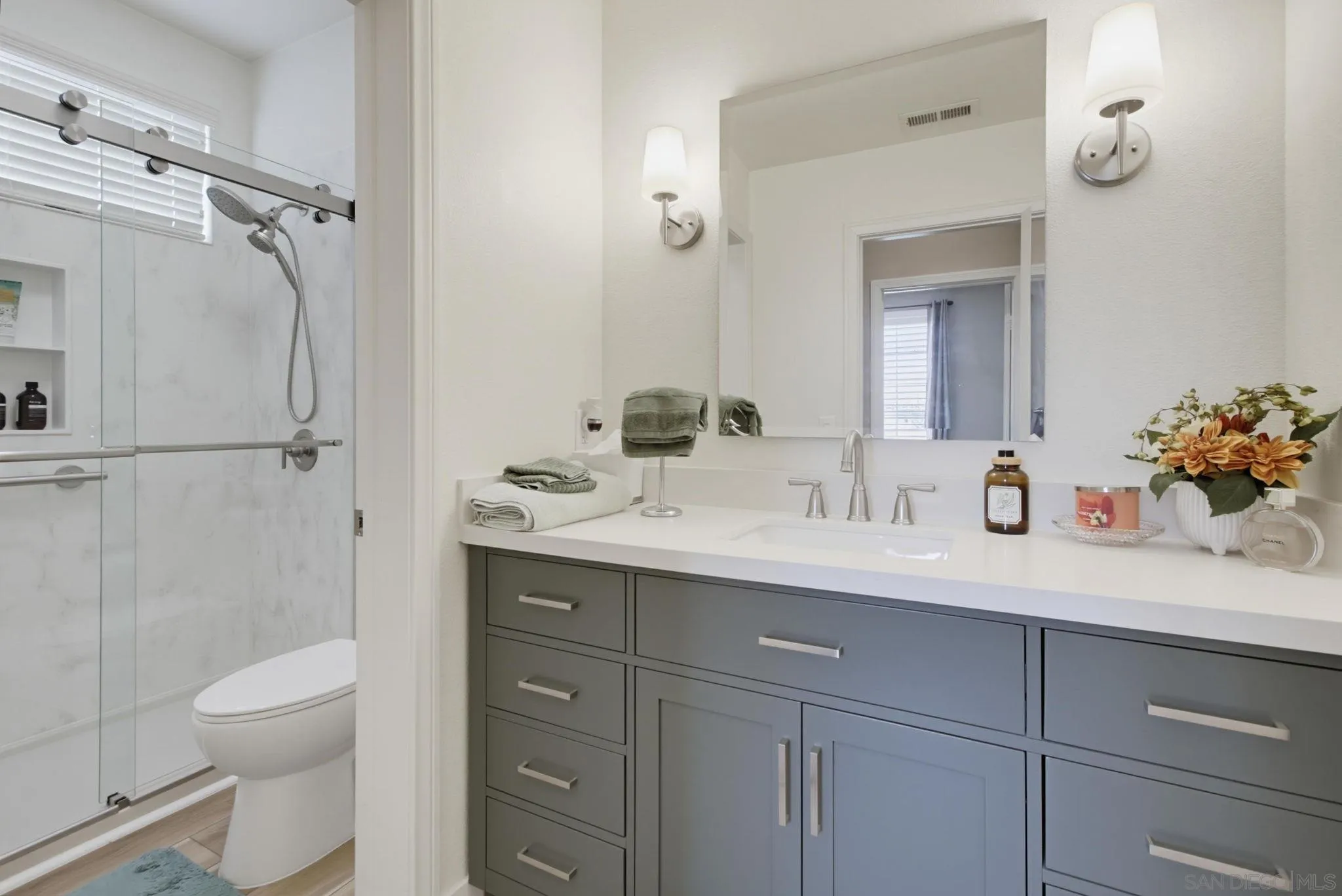 https://cdn.realtyfeed.com/cdn/127/260022245/cc19a679f0ff9ec5a9b4da745b0c6901.webp