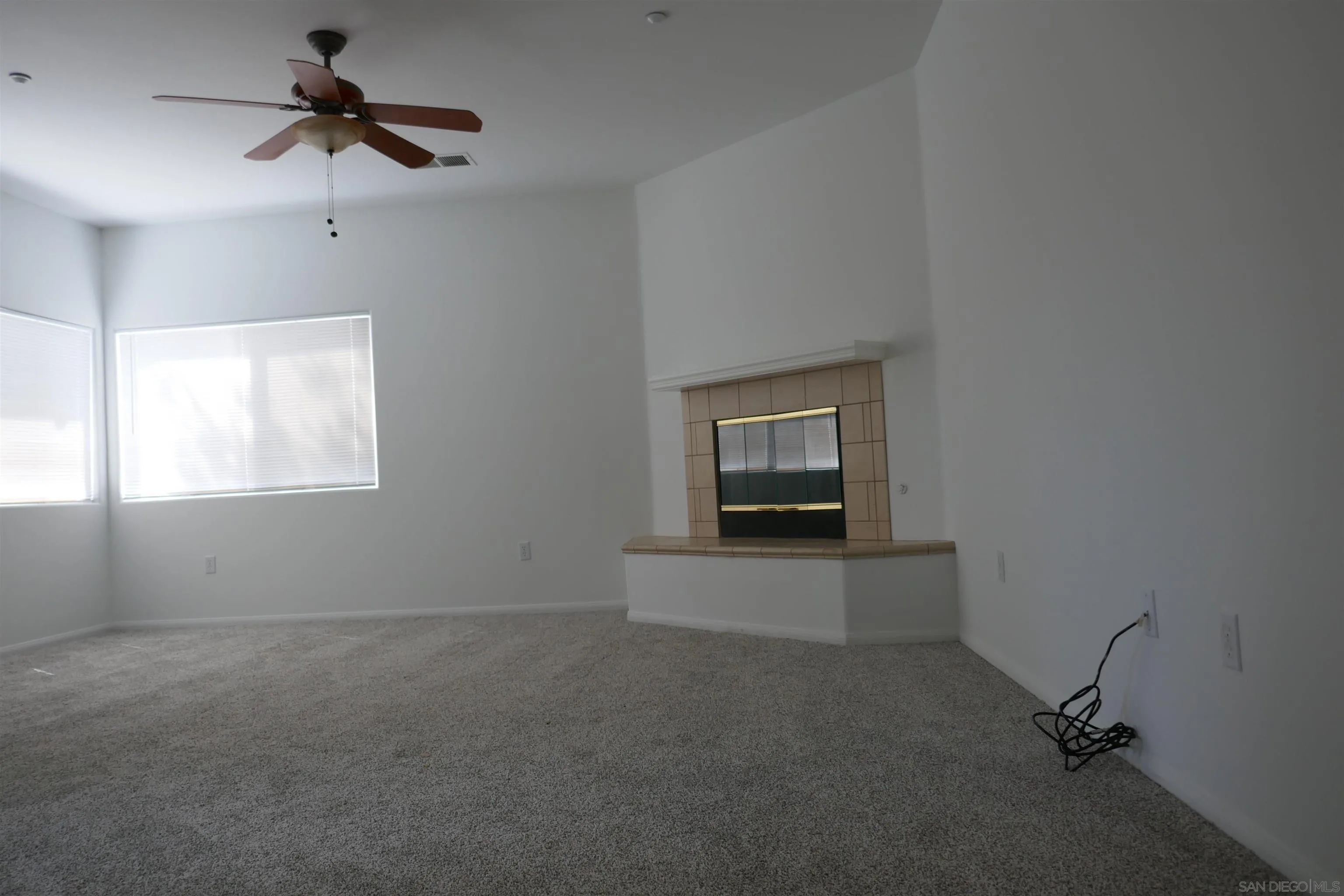 11874 Gardena Lane, Lakeside, CA 92040 - Photo 5 of 10, Lakeside, CA