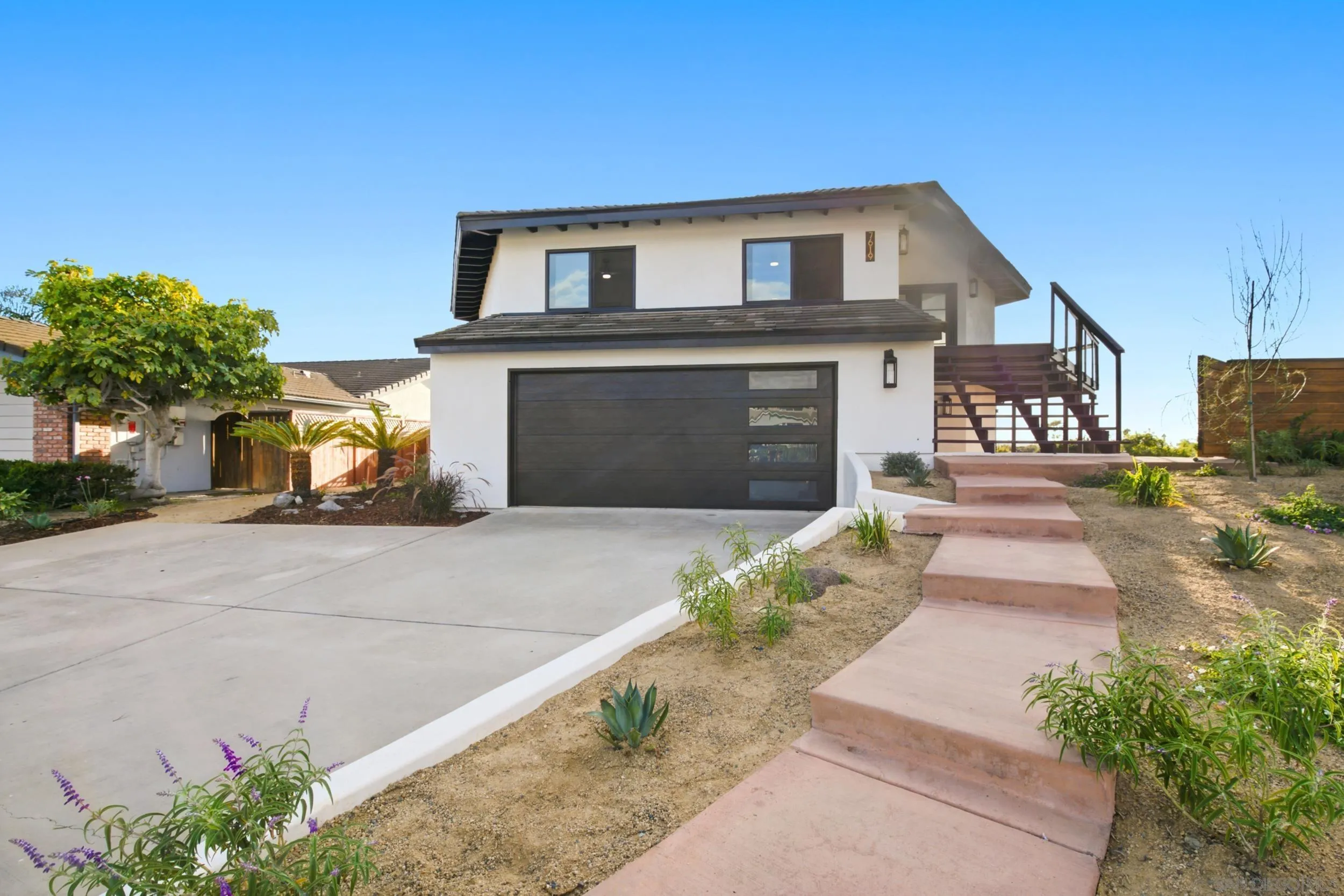 https://cdn.realtyfeed.com/cdn/127/260022251/5e665842fc06320481d56005d175cb71.webp