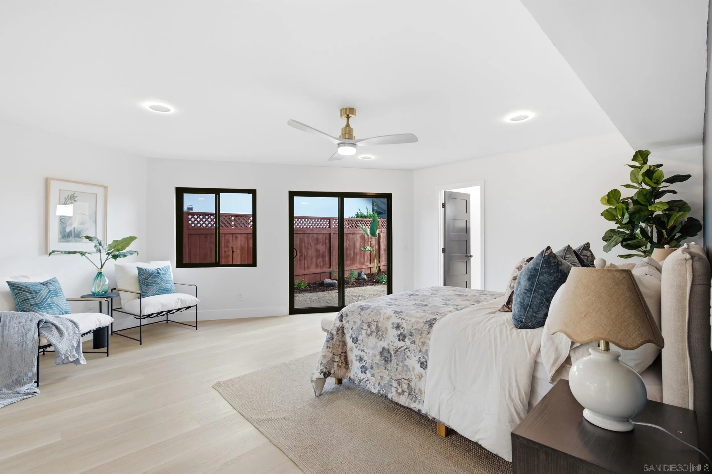 https://cdn.realtyfeed.com/cdn/127/260022251/9405cd33a6fc74e5254a0e6ec070f206.webp