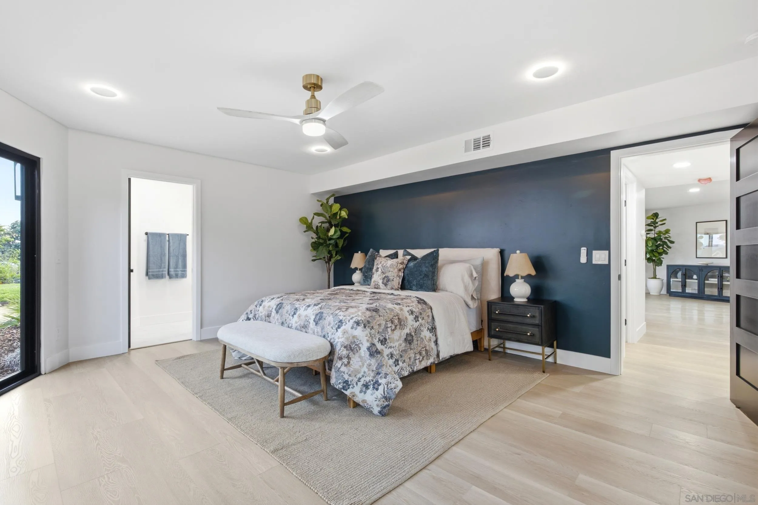 https://cdn.realtyfeed.com/cdn/127/260022251/dd04824bf029170e6255bddd0d652032.webp