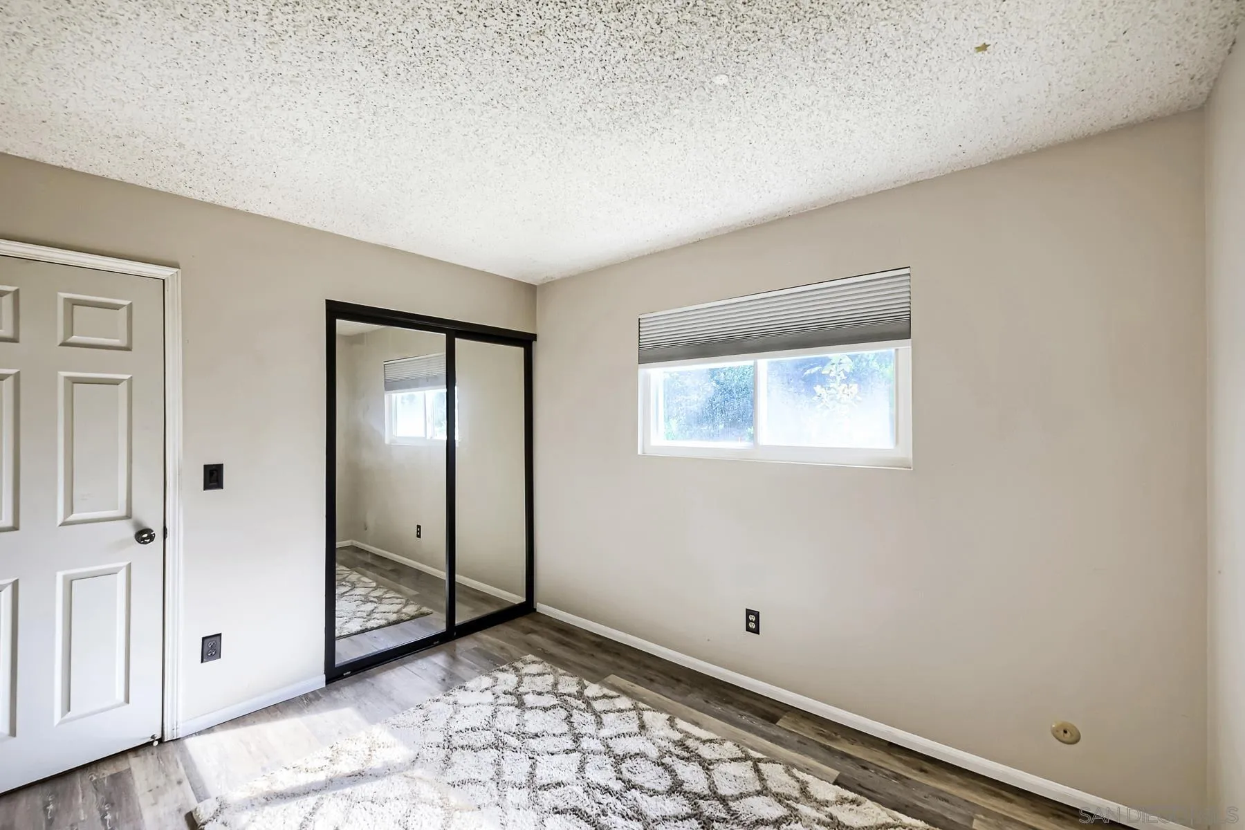 https://cdn.realtyfeed.com/cdn/127/260022256/2cd8004d1472c61df6f33e8e3433f6f2.webp