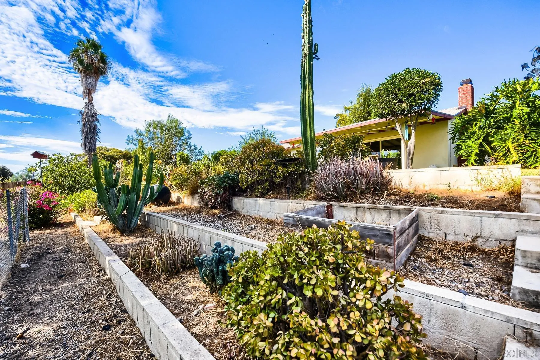 https://cdn.realtyfeed.com/cdn/127/260022256/700ebb706d1611234050be9b980d26ee.webp
