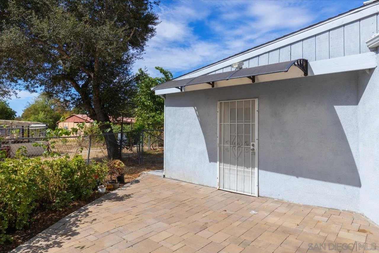 https://cdn.realtyfeed.com/cdn/127/260022258/d49e2be47904634de22ed267706677be.webp