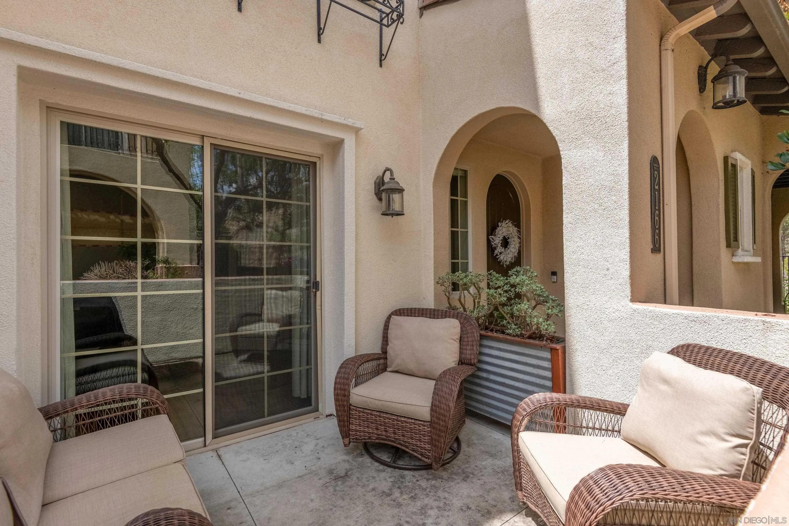 https://cdn.realtyfeed.com/cdn/127/260022259/53ce41368f17ad392a0c2276fc1a06e3.webp