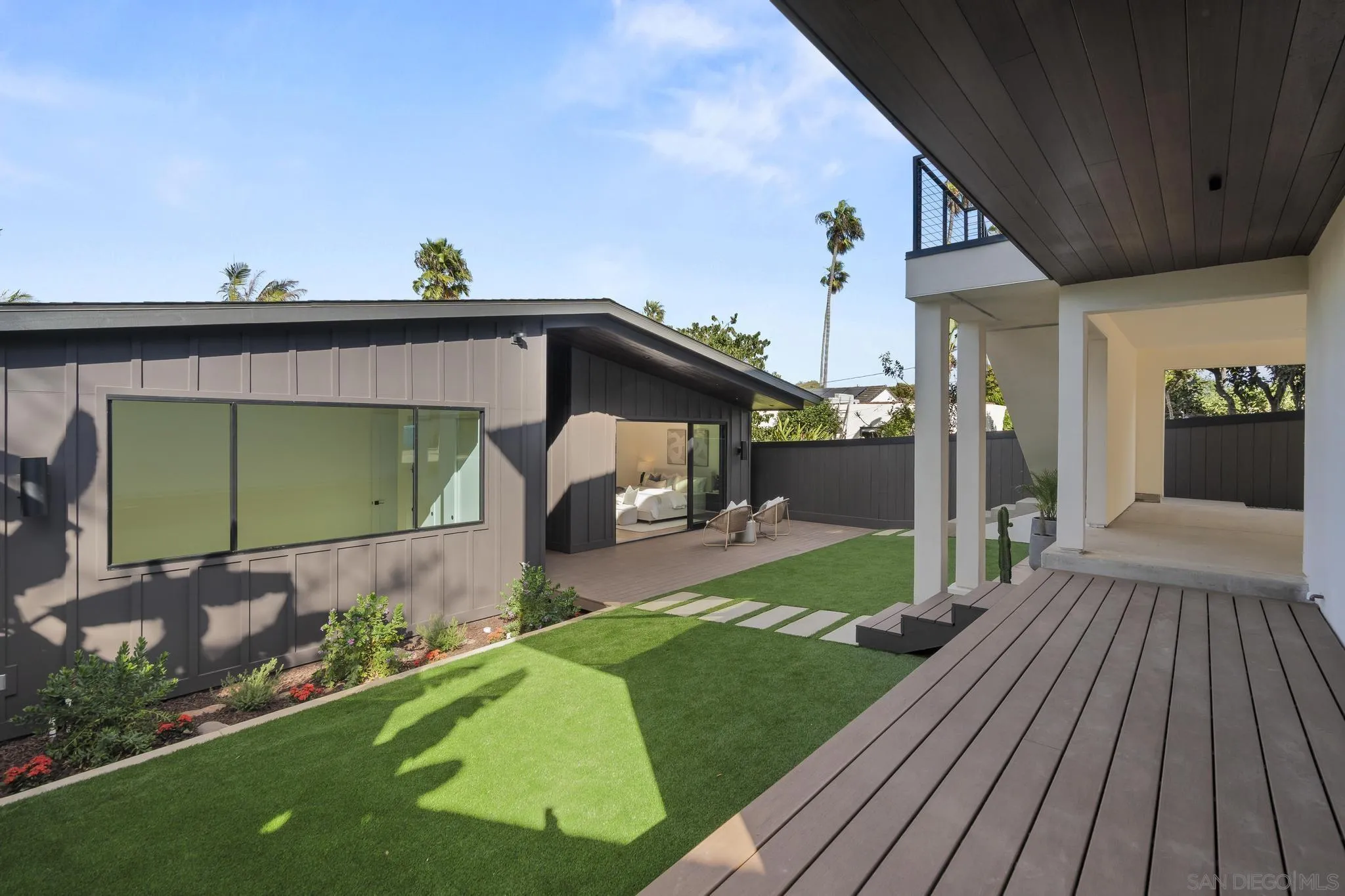 https://cdn.realtyfeed.com/cdn/127/260022260/70313b3e710d38197b91abb651a9c638.webp
