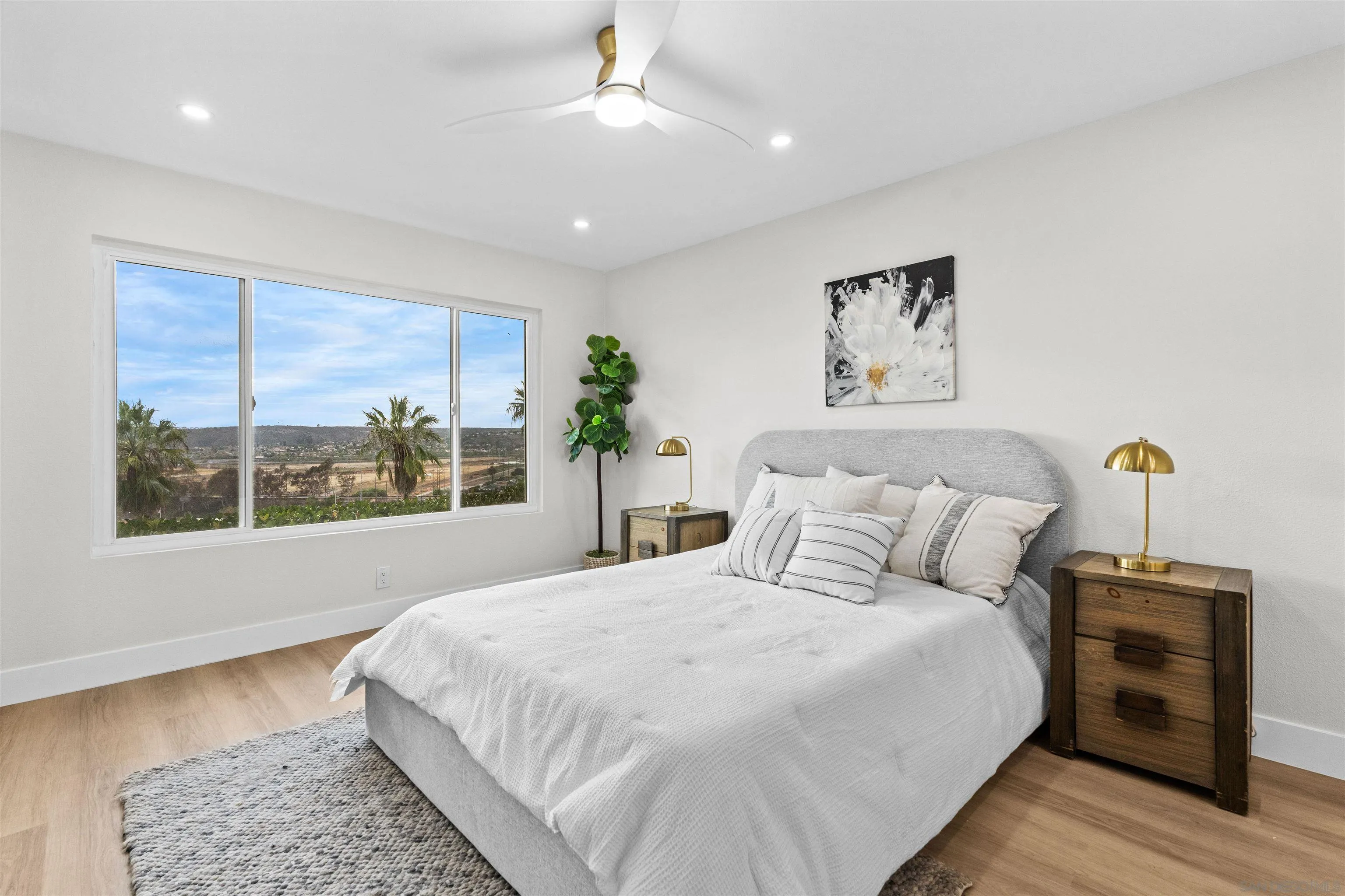 https://cdn.realtyfeed.com/cdn/127/260022262/2eeaed2108246cc5f5507630d134a885.webp