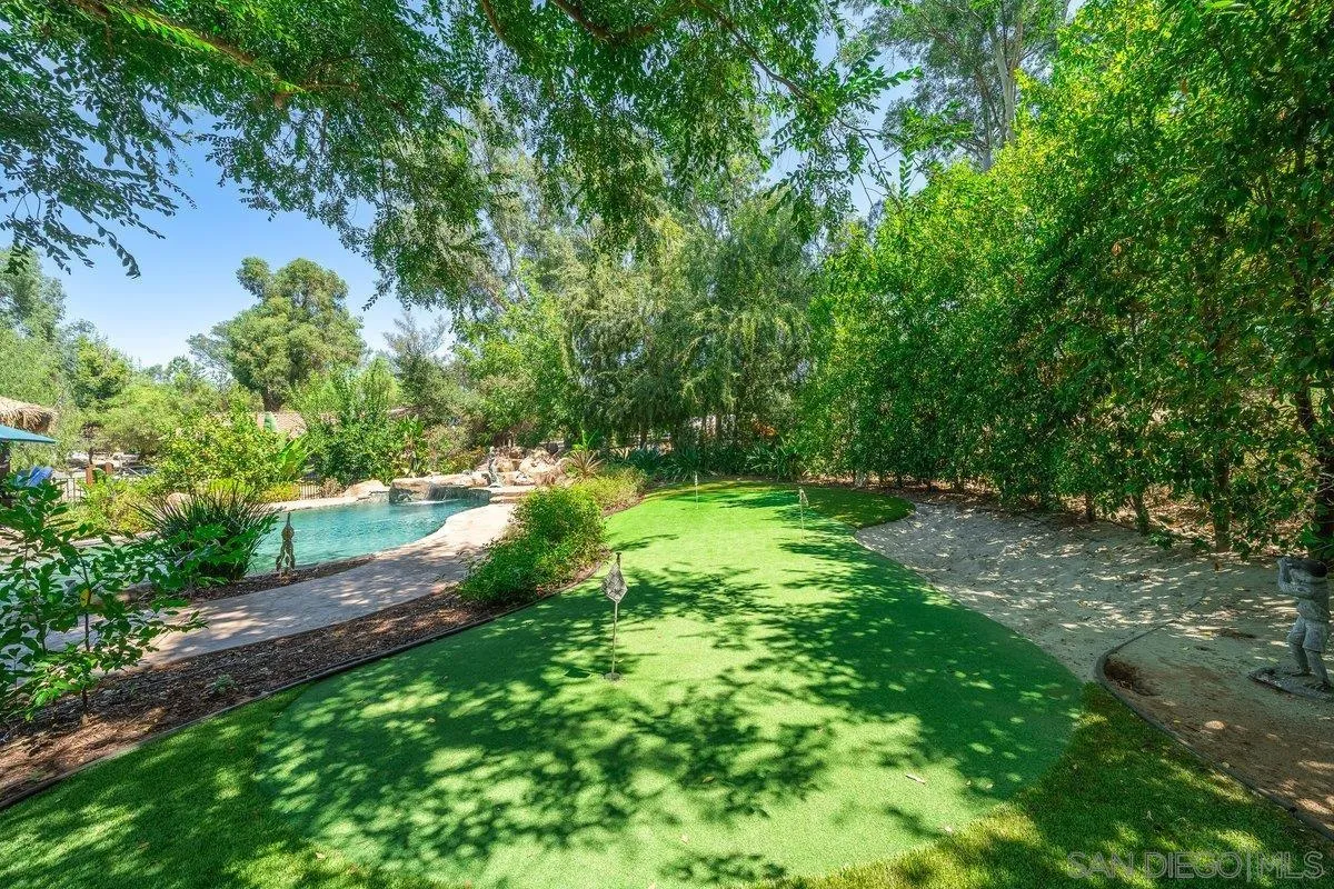 https://cdn.realtyfeed.com/cdn/127/260022268/74a7071b8b01c04f8a3d946ad554ffef.webp