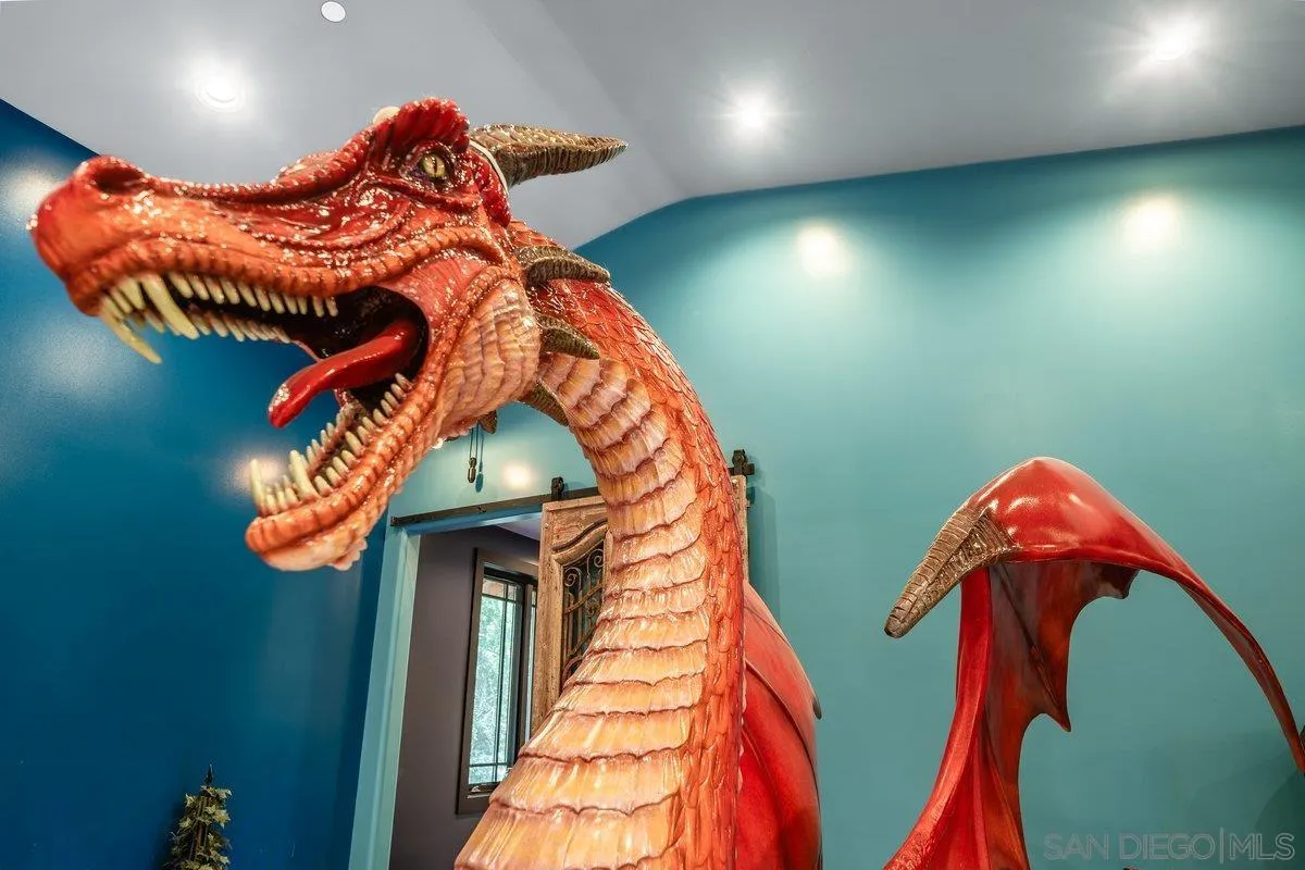 https://cdn.realtyfeed.com/cdn/127/260022268/f0184999299071d8cdfcc0d4de940f89.webp