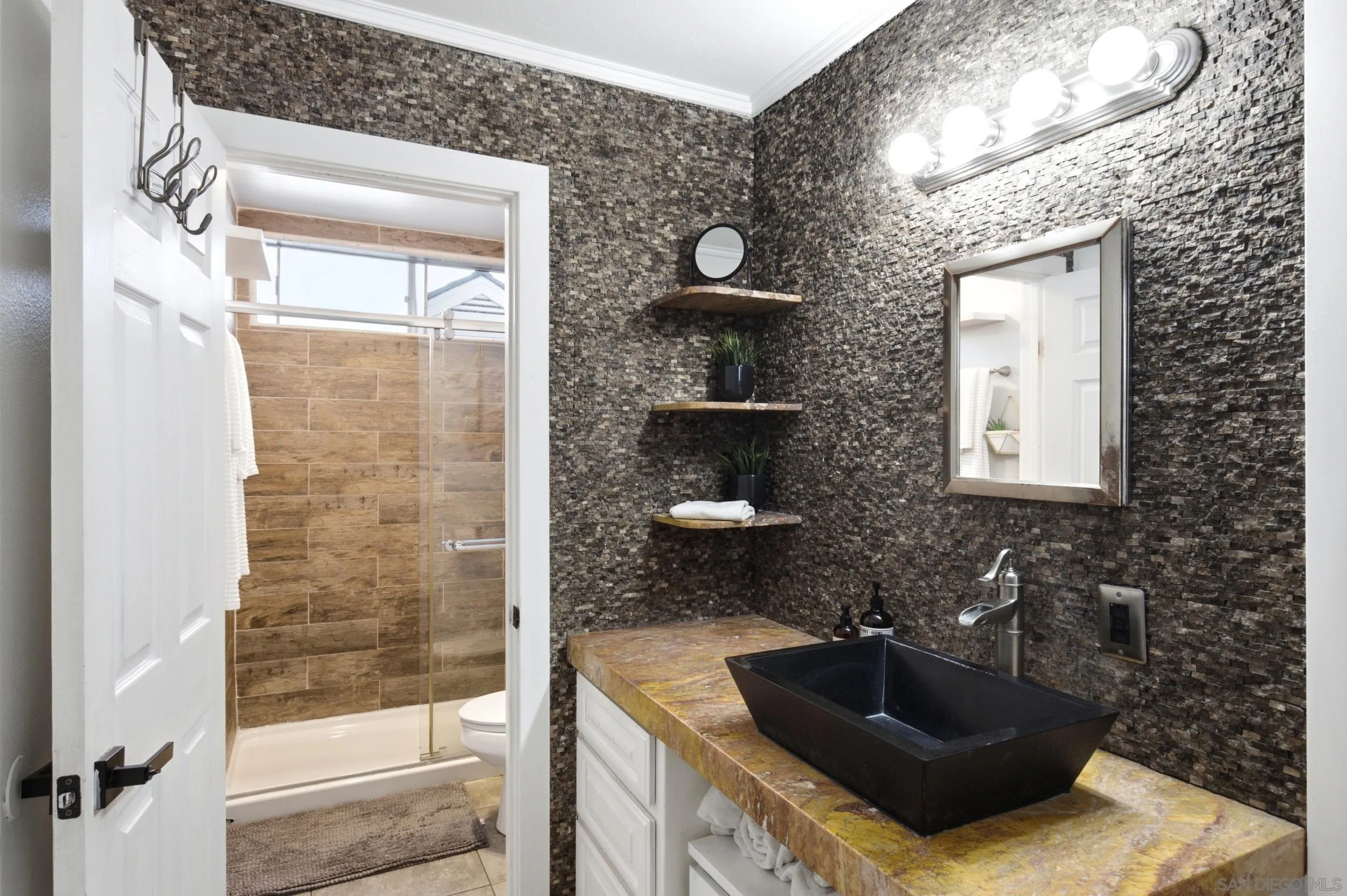 https://cdn.realtyfeed.com/cdn/127/260022269/62335aaafc4f341747467ec0f49f5a36.webp