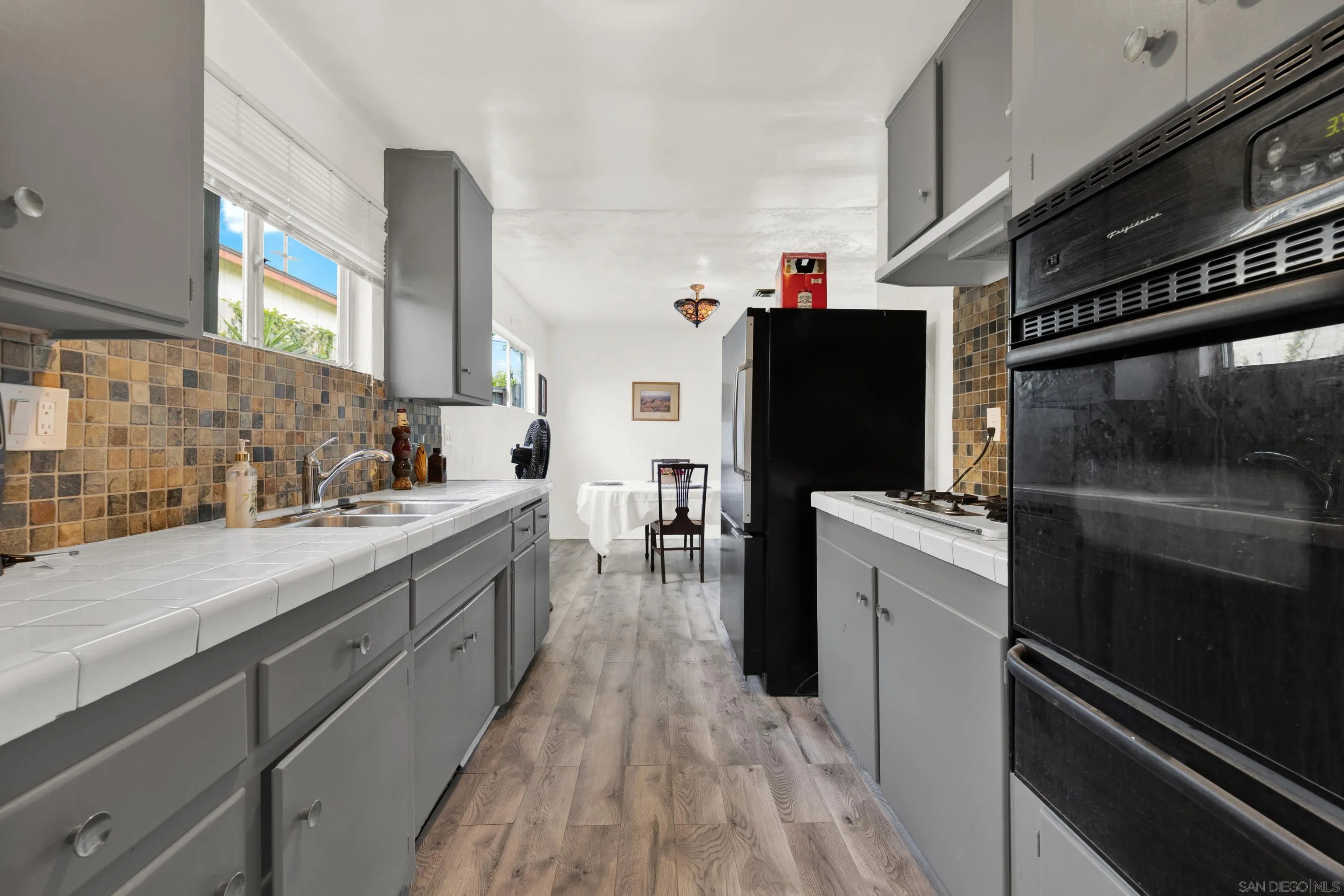 https://cdn.realtyfeed.com/cdn/127/260022271/796b659552fd49099ccd6570be80a3ce.webp