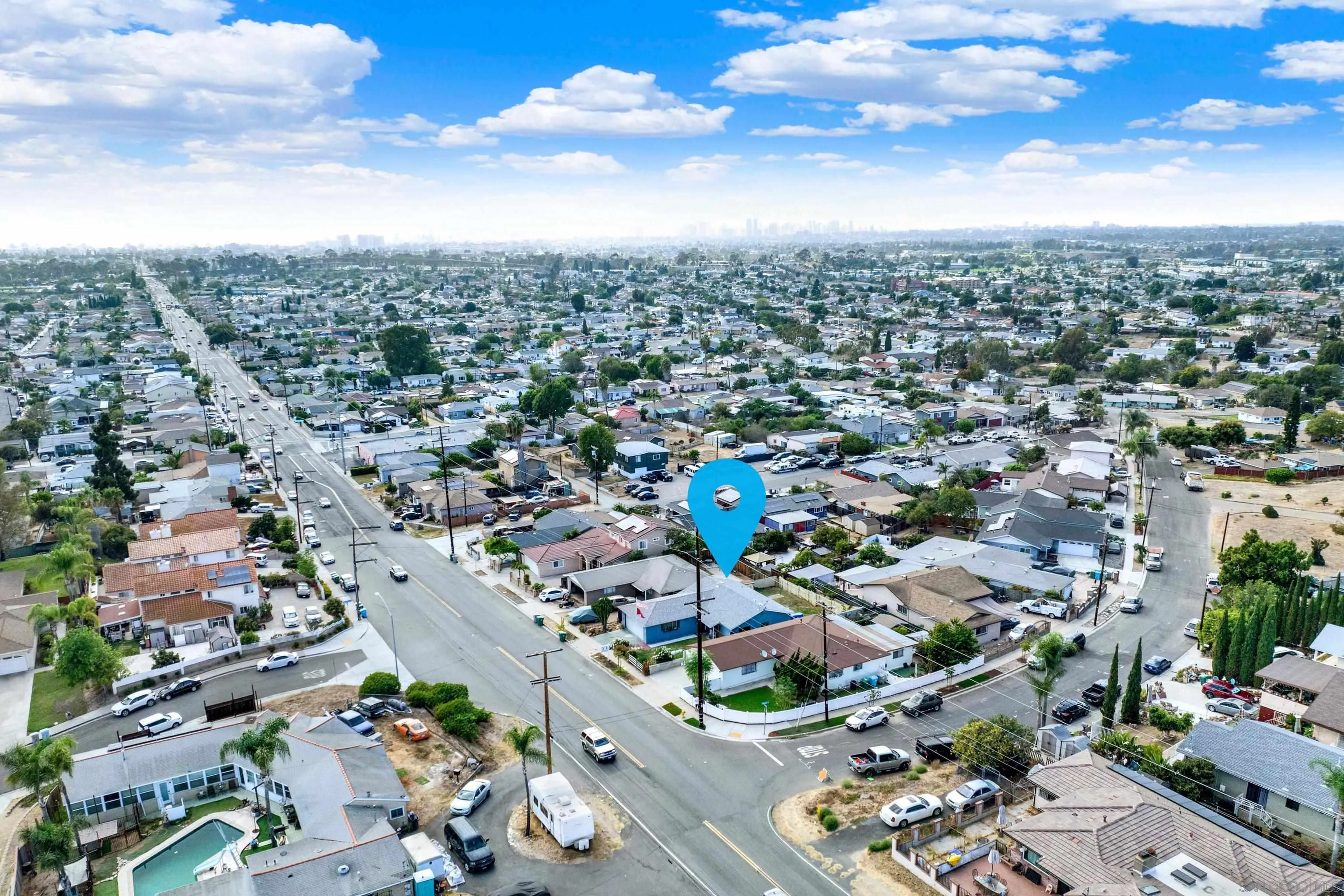 https://cdn.realtyfeed.com/cdn/127/260022271/95c7b35687a7fe9538b96683f611f6d3.webp