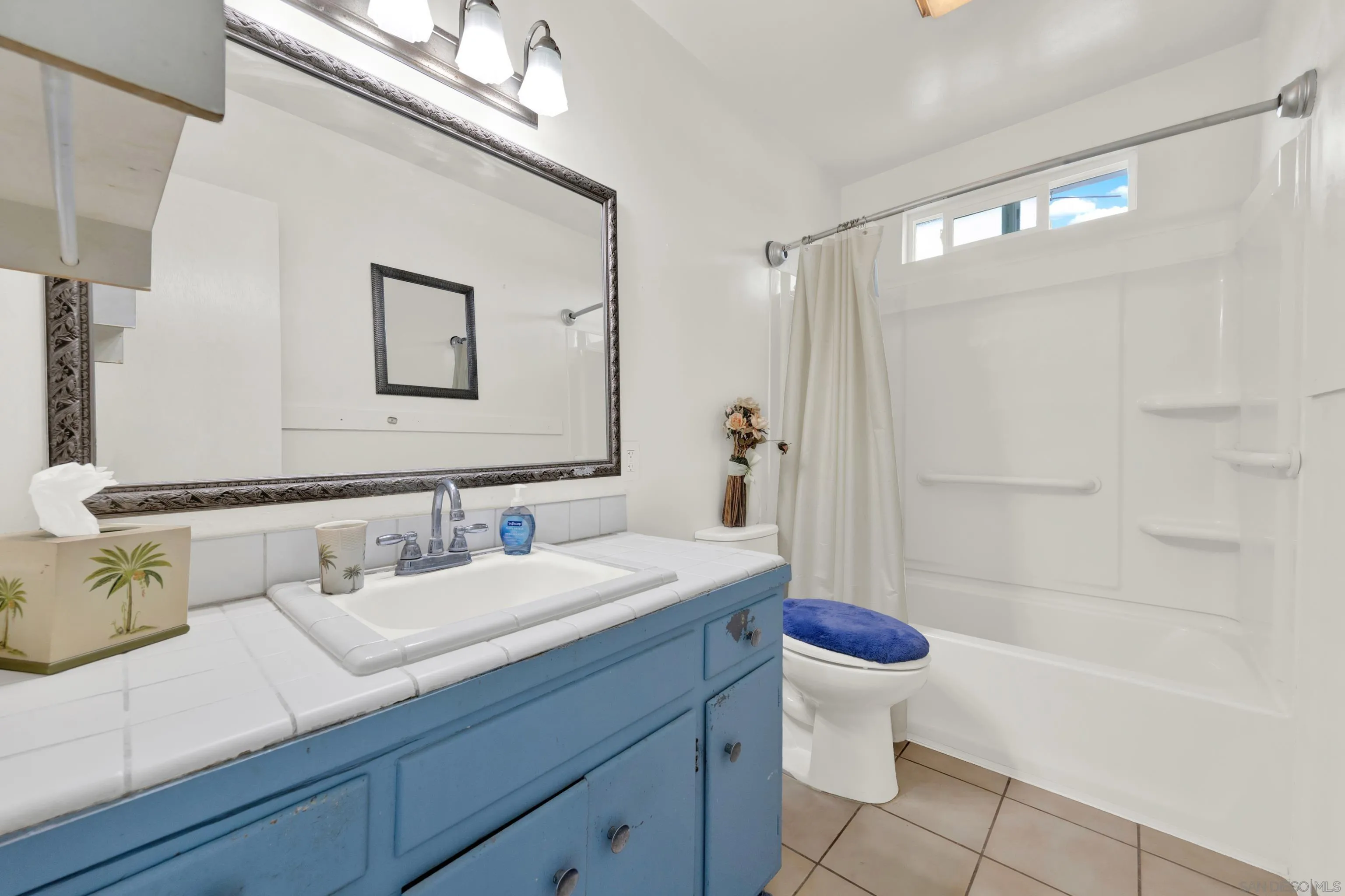 https://cdn.realtyfeed.com/cdn/127/260022271/a782f82956d4625e96c19ce24ac3d491.webp