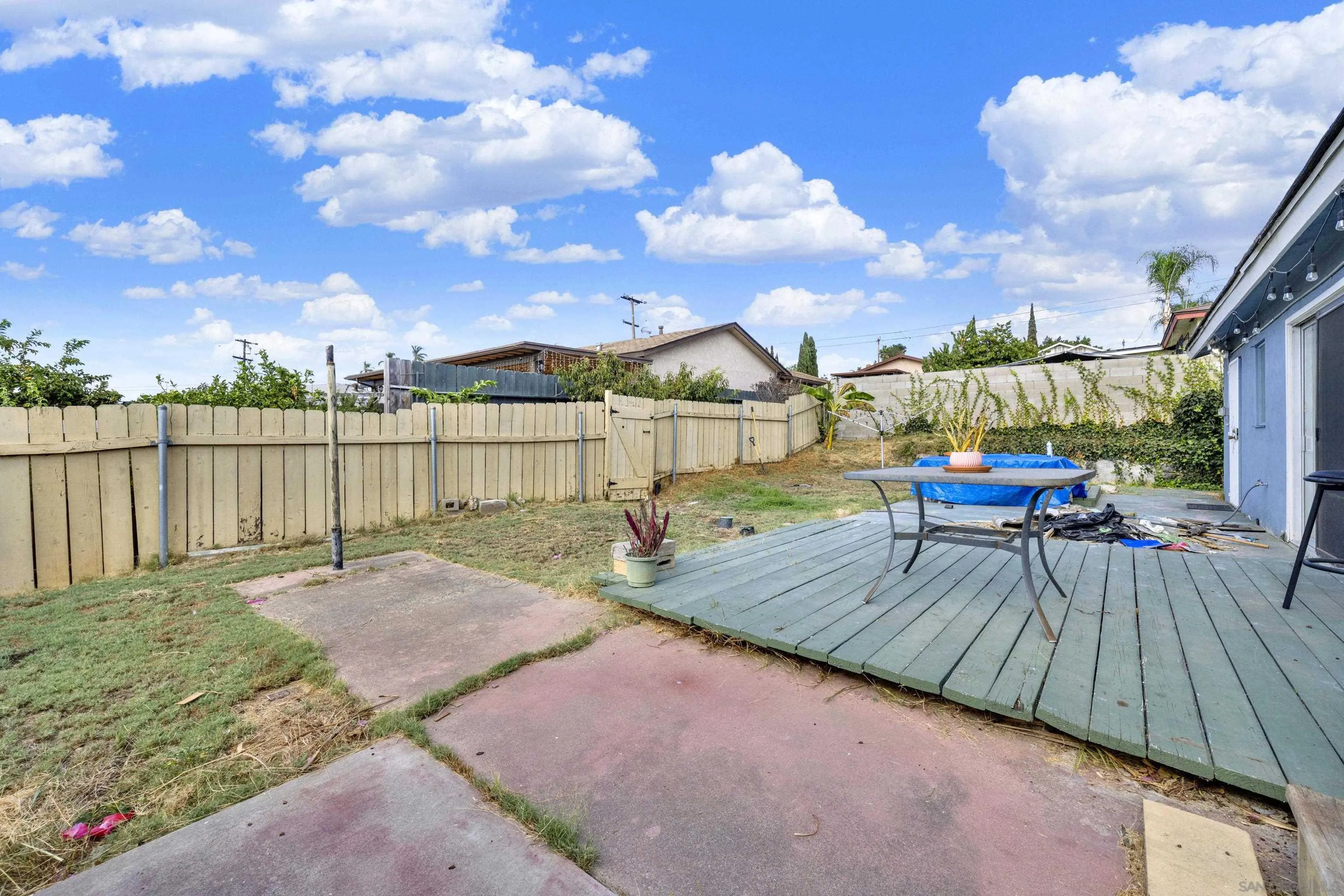 https://cdn.realtyfeed.com/cdn/127/260022271/bd6bc5662a3c300c1b61fc01e80b3e0d.webp