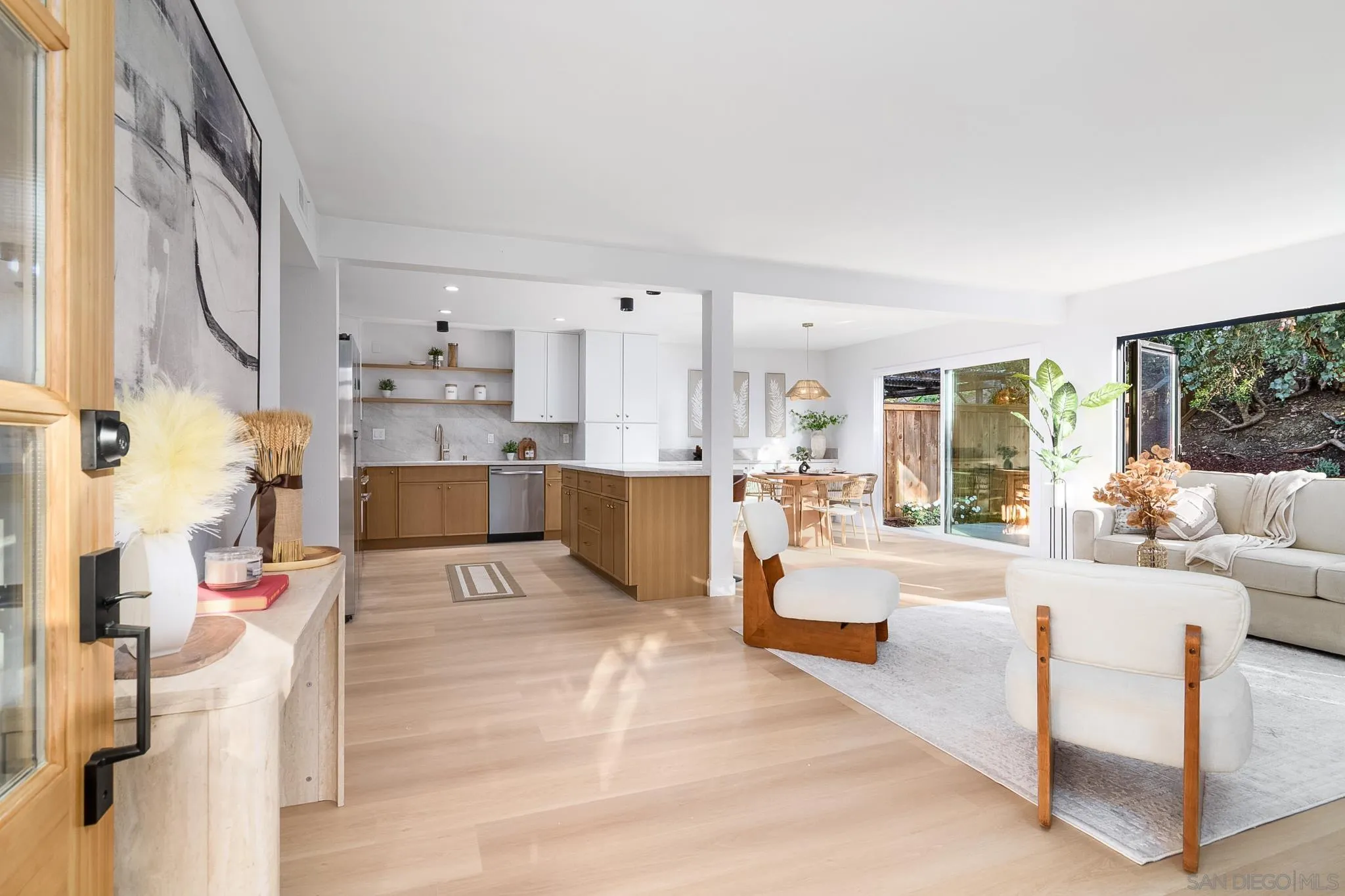 2839 Cazadero Dr