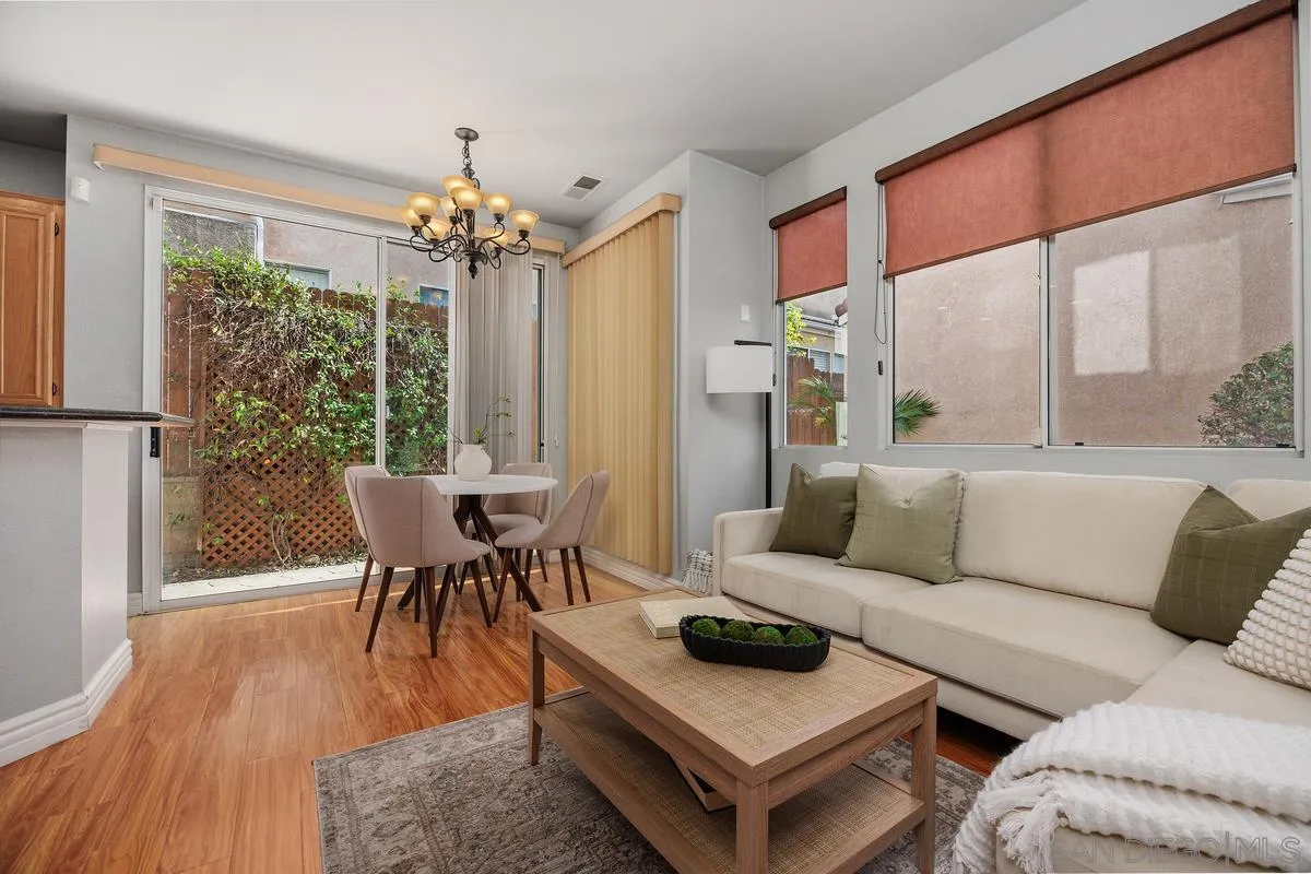 https://cdn.realtyfeed.com/cdn/127/260022273/04f6ae2158900445ae29c3ee56f94077.webp