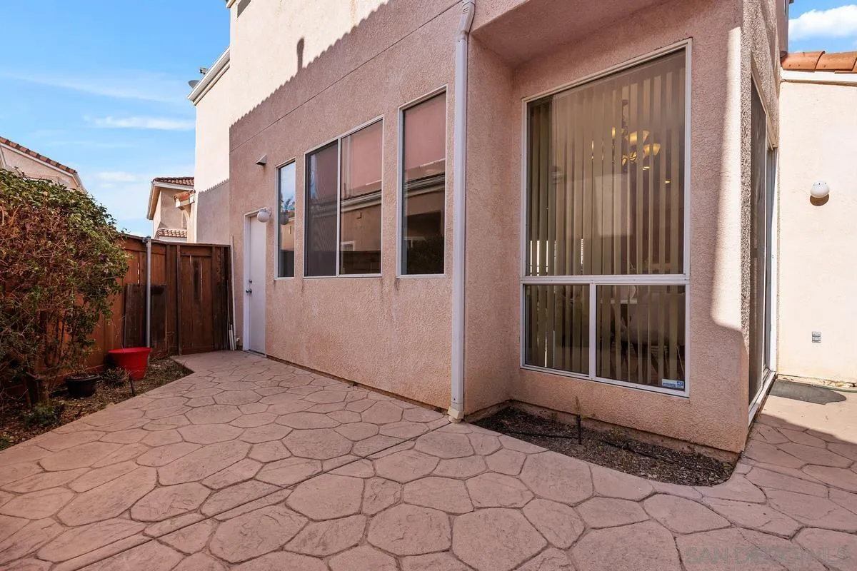 https://cdn.realtyfeed.com/cdn/127/260022273/0c31f6cf567f343a3c0c6b2aa19884c9.webp