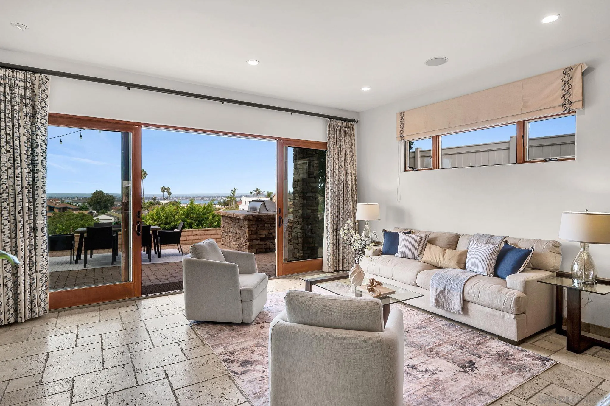 https://cdn.realtyfeed.com/cdn/127/260022275/824138b451040d909f85cc30dcd8d7de.webp