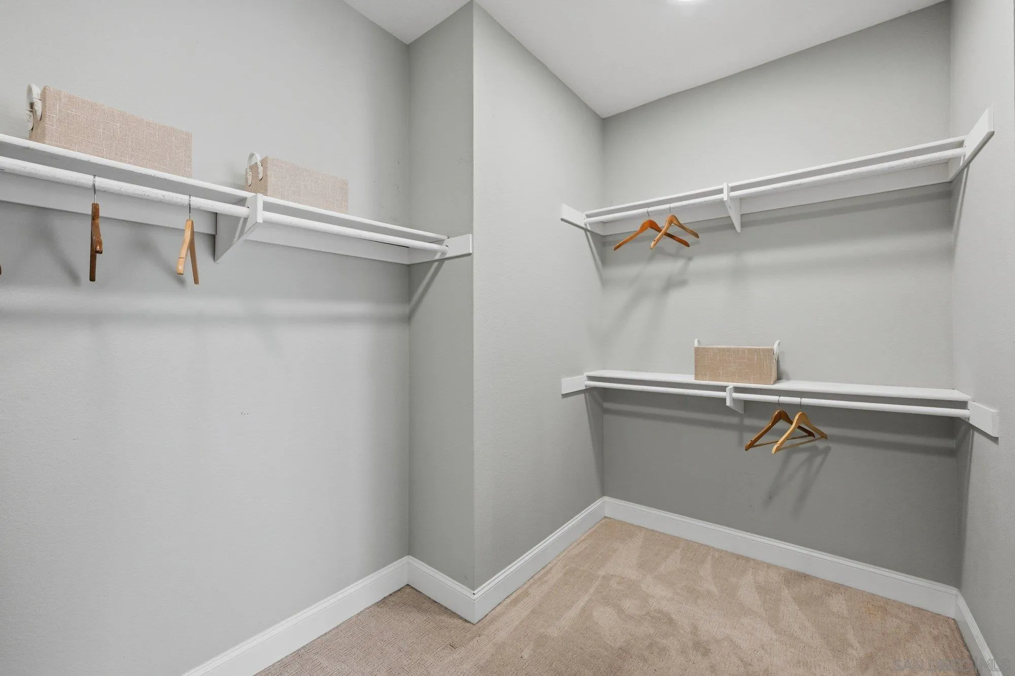 https://cdn.realtyfeed.com/cdn/127/260022277/1722ae2b75c899a7a31a814c0f3a7606.webp