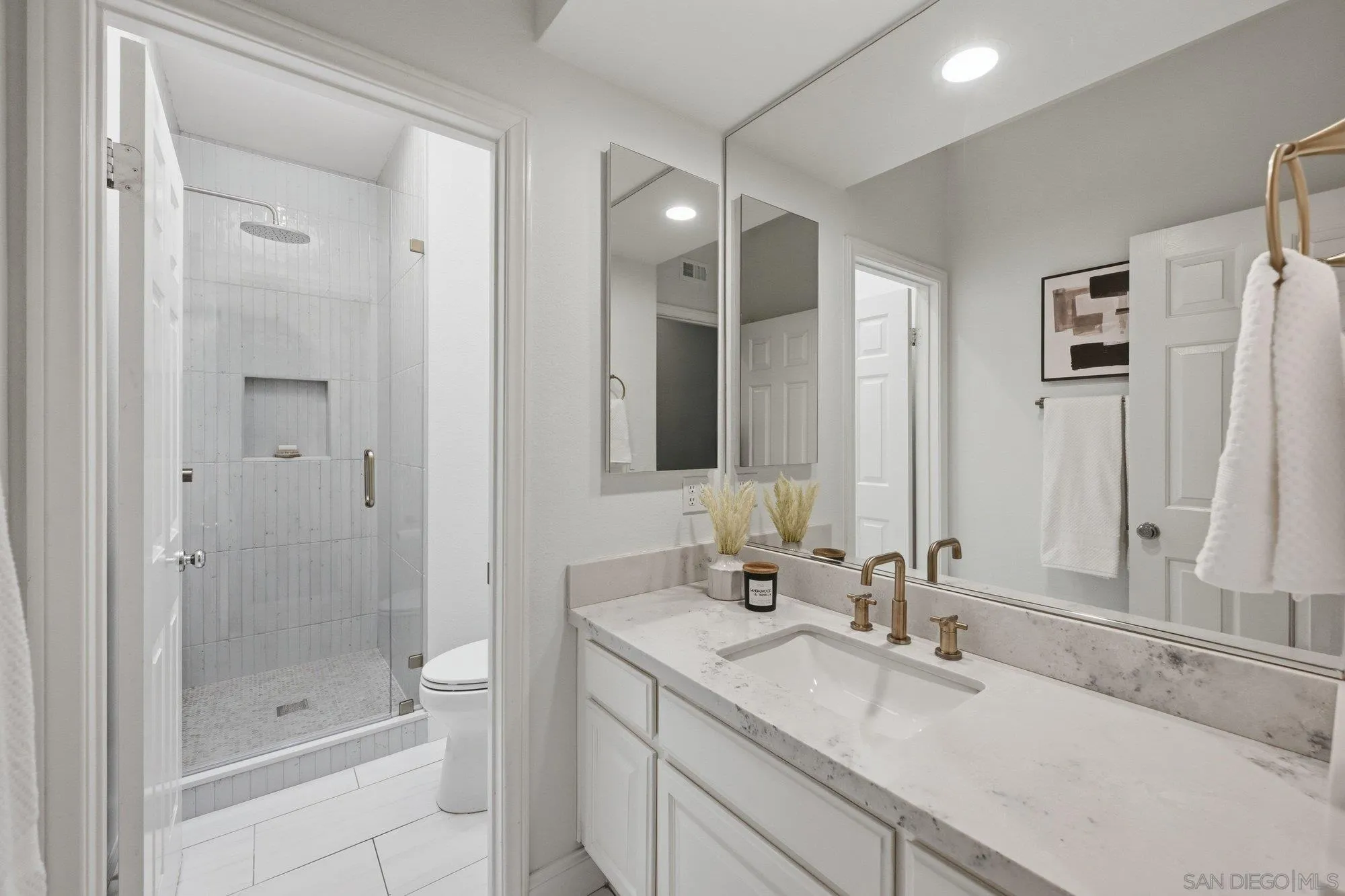 https://cdn.realtyfeed.com/cdn/127/260022277/28d91f7382403486a87d173081822b9b.webp
