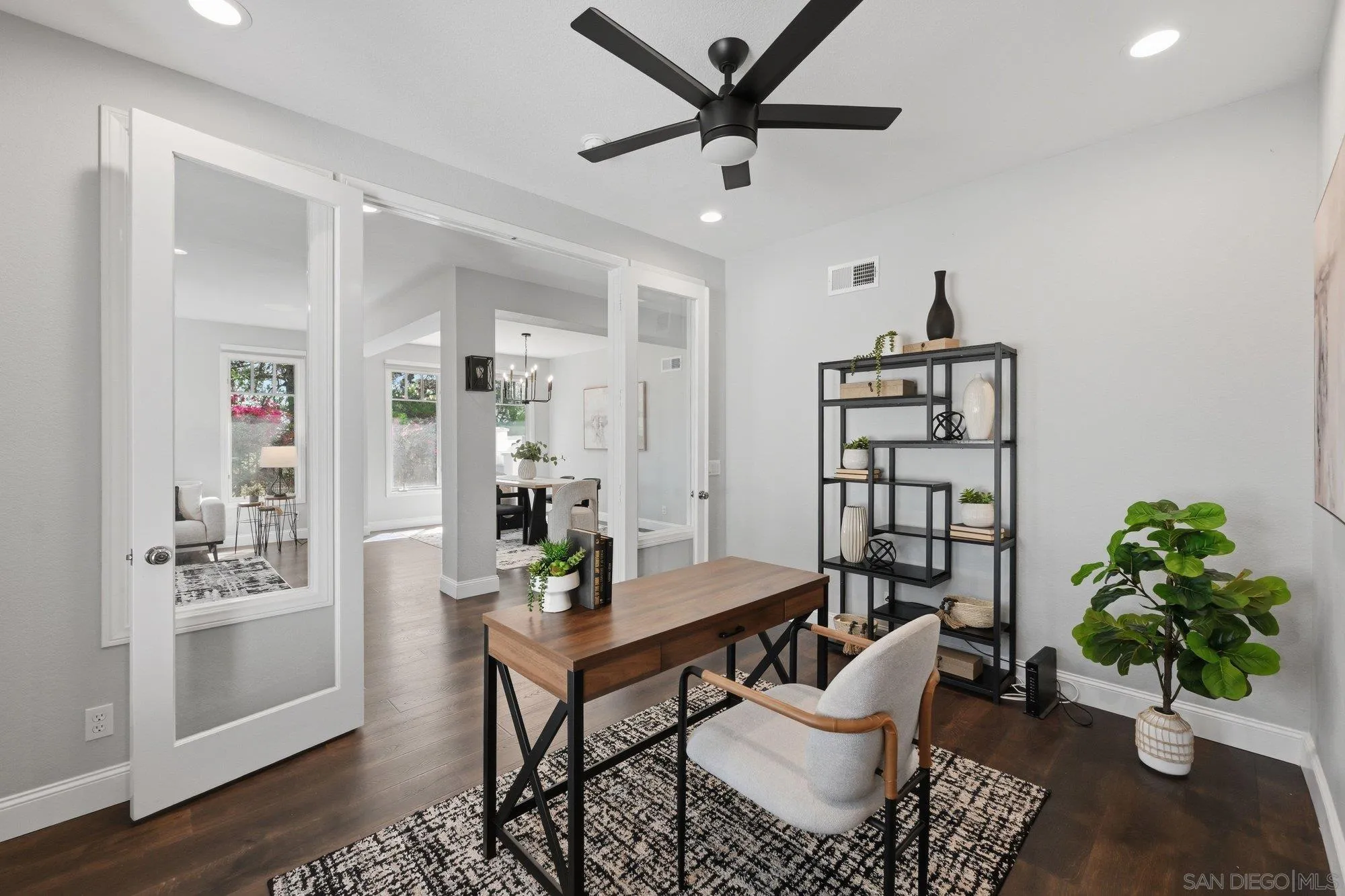https://cdn.realtyfeed.com/cdn/127/260022277/30fc8c777b85c3527997ce06bd39c17d.webp
