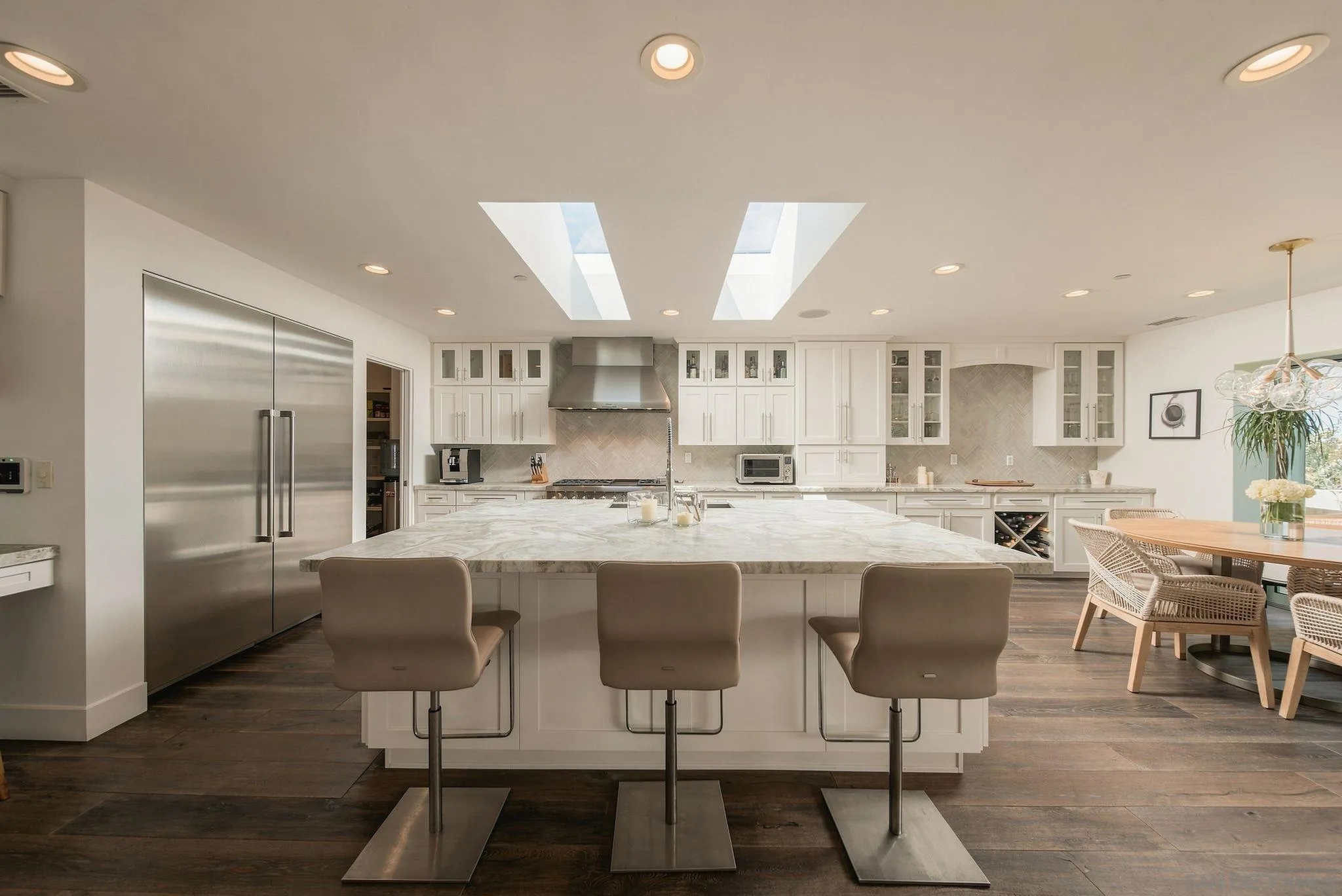 https://cdn.realtyfeed.com/cdn/127/260022279/4939d04afde9386e3675bd731b8776e6.webp