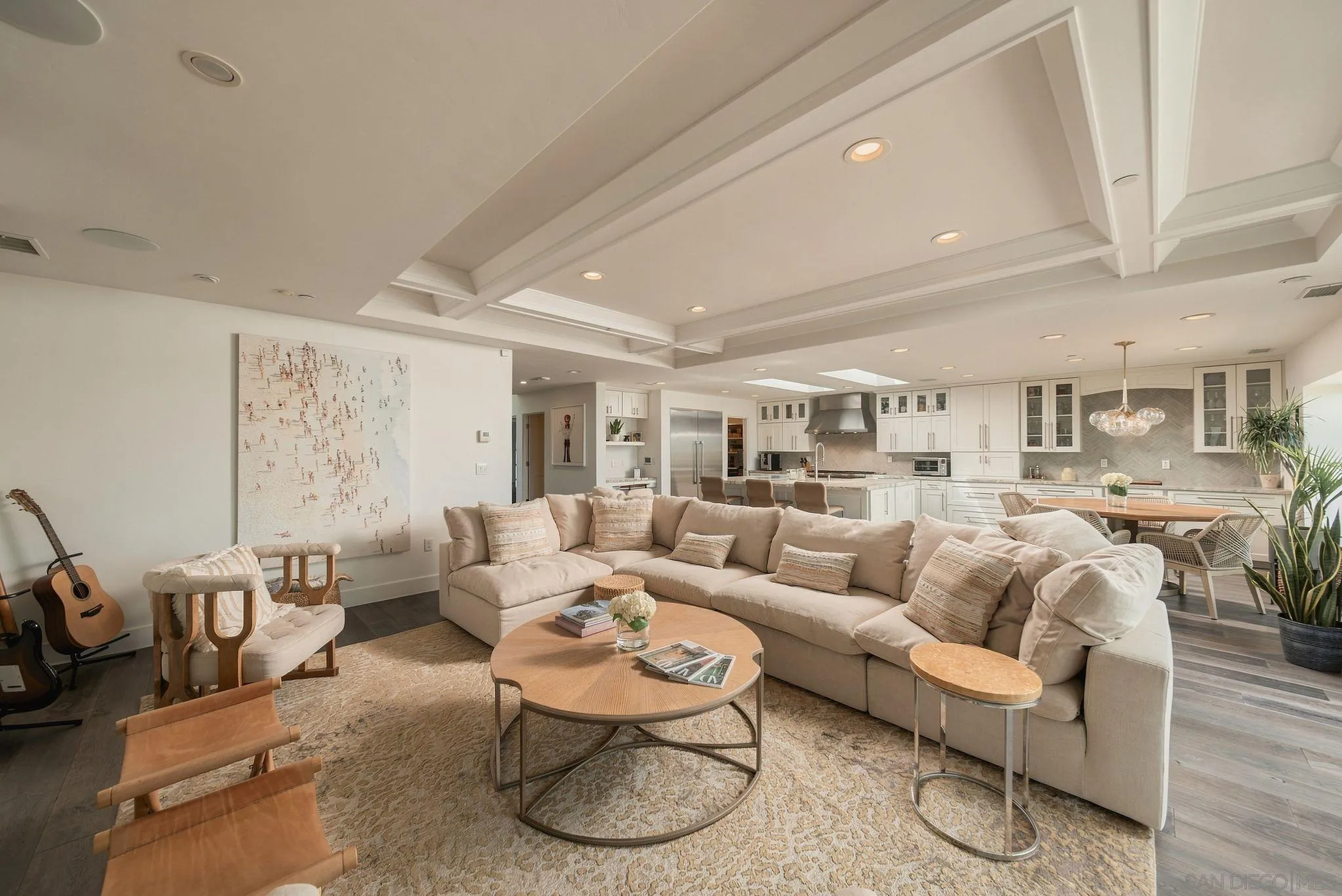 https://cdn.realtyfeed.com/cdn/127/260022279/76c57b1cf16180630db852dd7c29a794.webp