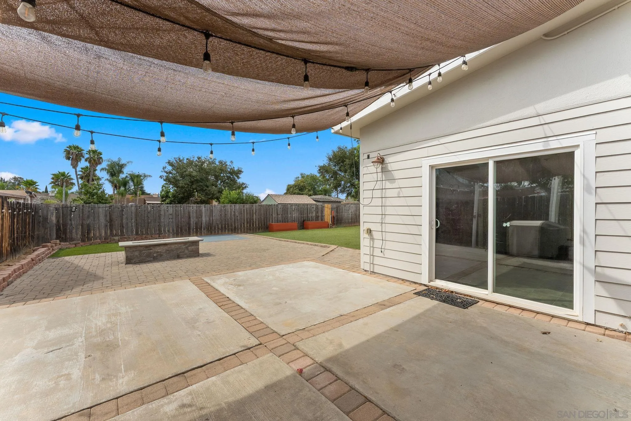 https://cdn.realtyfeed.com/cdn/127/260022288/8eb59f75eb6f3e2bb82438250f844696.webp