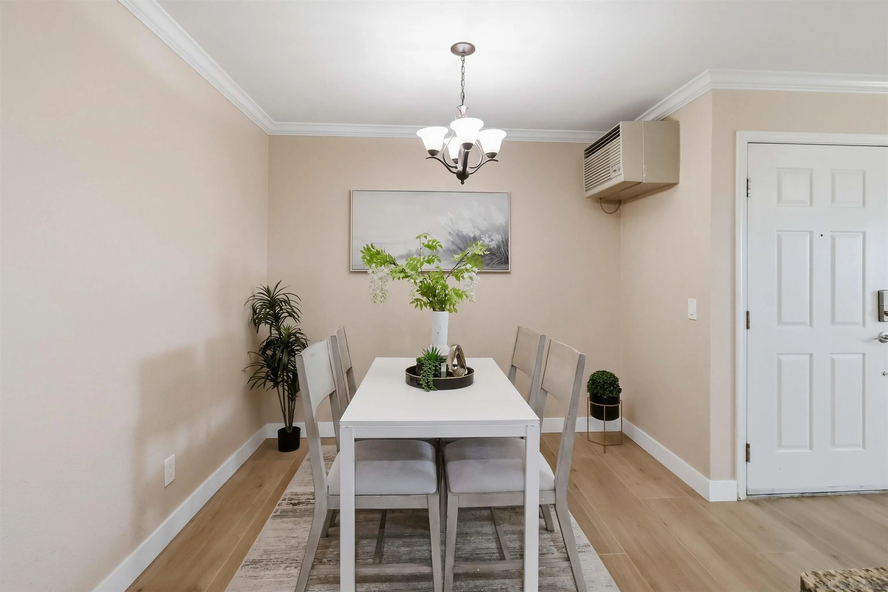 https://cdn.realtyfeed.com/cdn/127/260022290/013f759a7b7bcbef2162925ca62ec1bc.webp