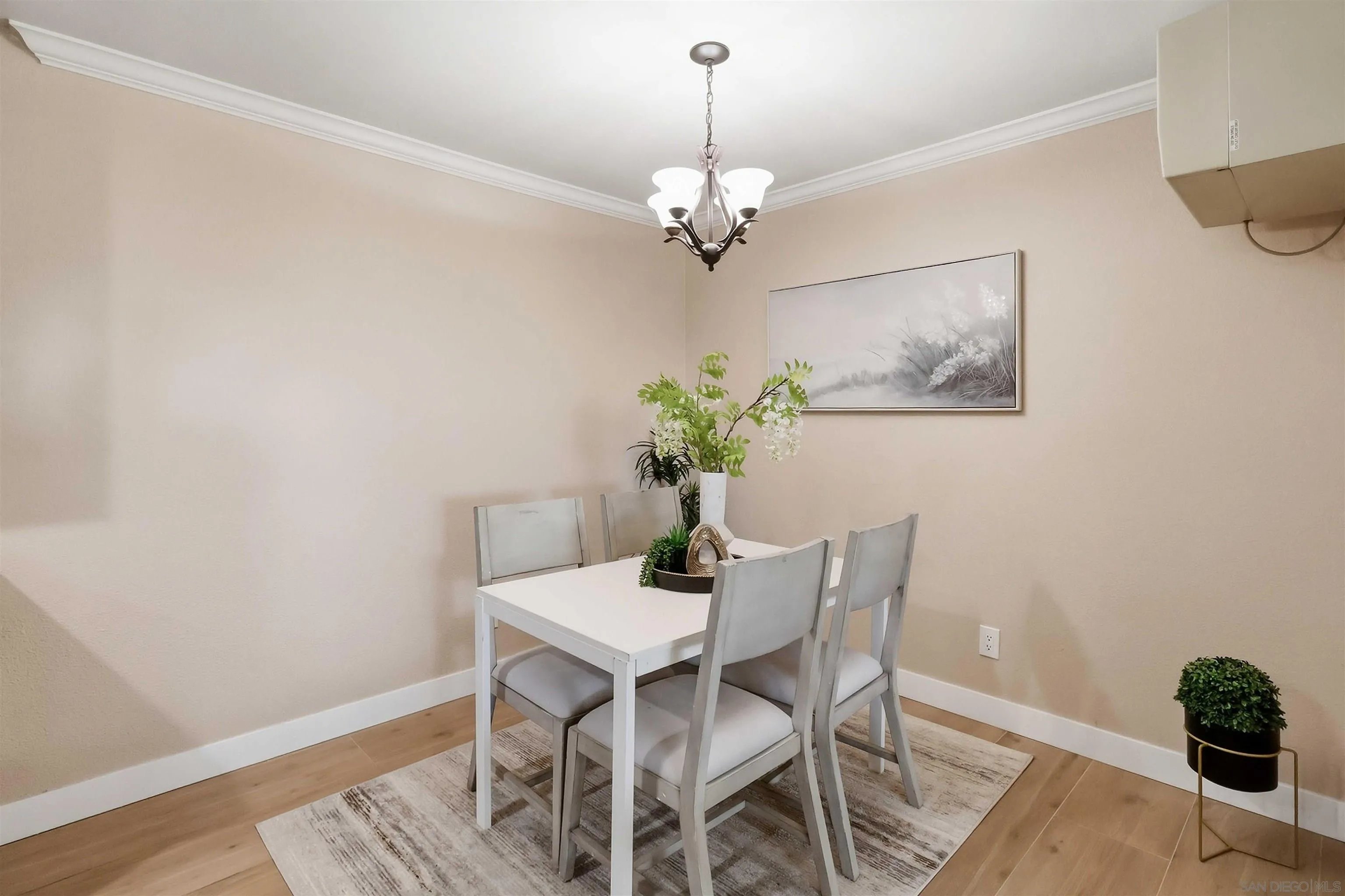https://cdn.realtyfeed.com/cdn/127/260022290/22389c7d3bafbc1c5806e166937d4009.webp