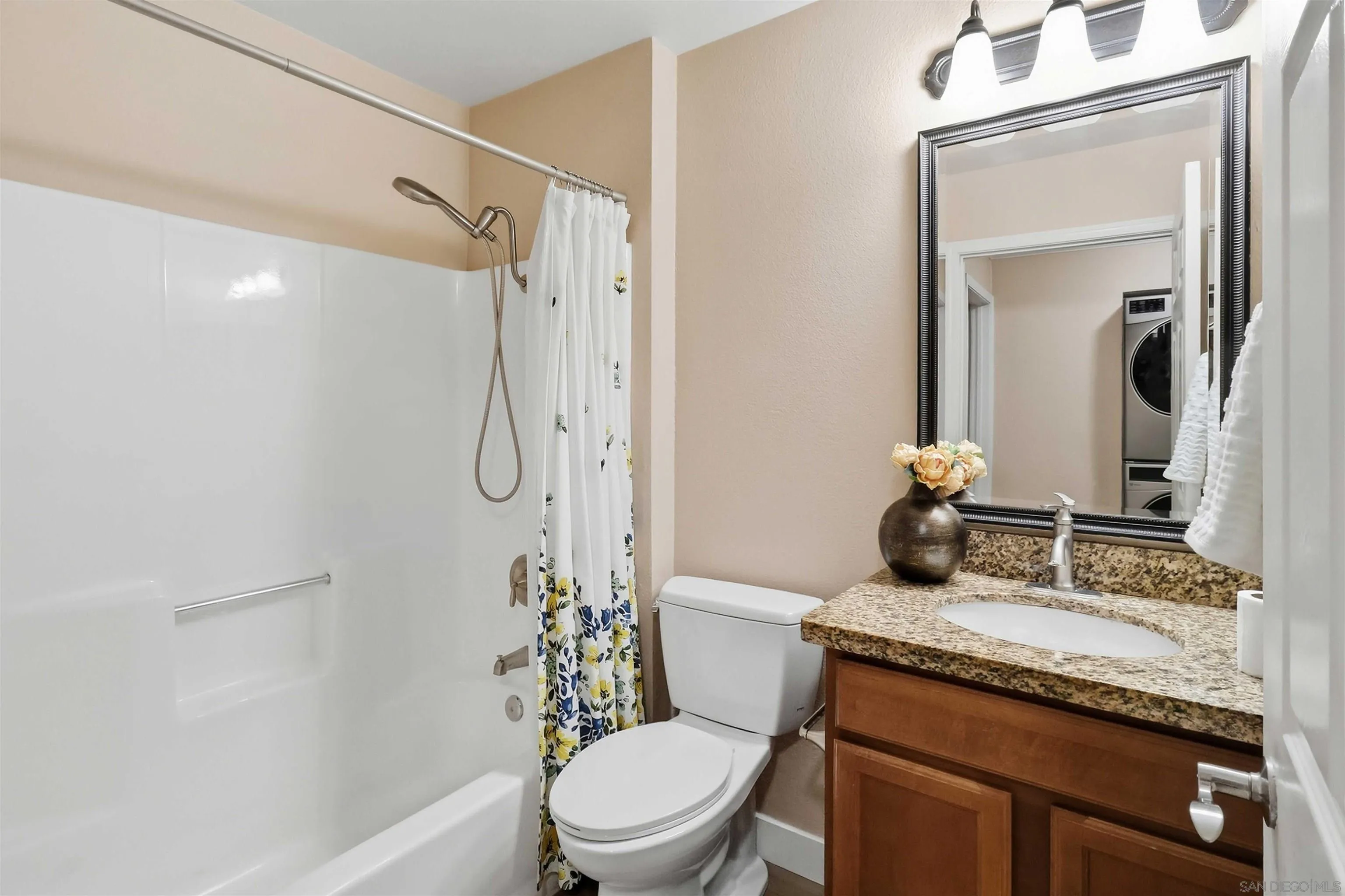 https://cdn.realtyfeed.com/cdn/127/260022290/a625e221314cf6891dee84d55df81ea2.webp