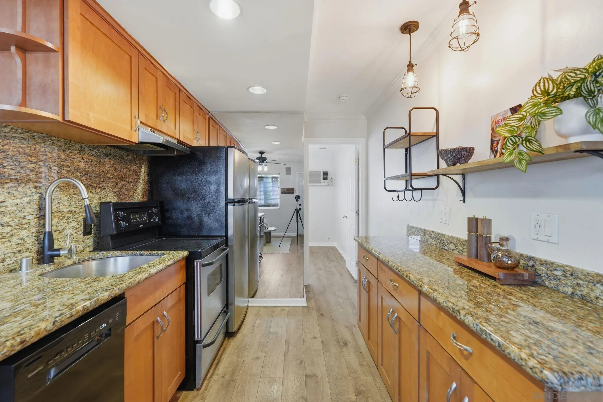 3747 32nd St Unit 6, San Diego, CA 92104 - Photo 5 of 13, San Diego, CA