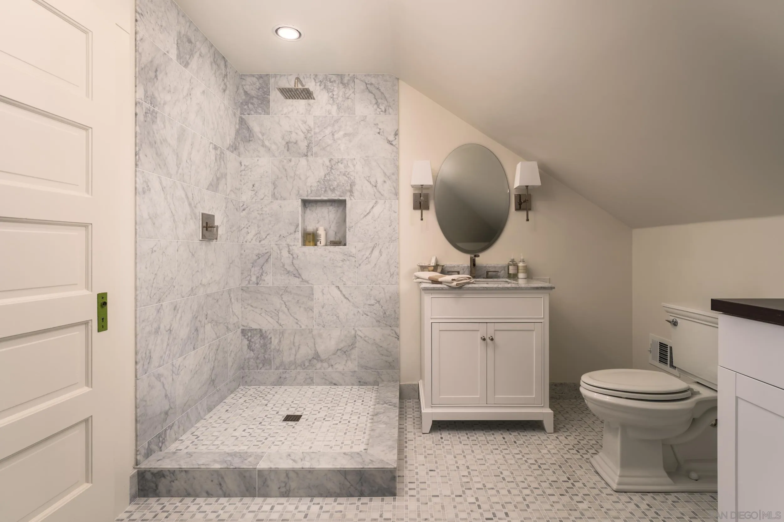 https://cdn.realtyfeed.com/cdn/127/260022299/53da941712229995e69b410d136ee4cb.webp