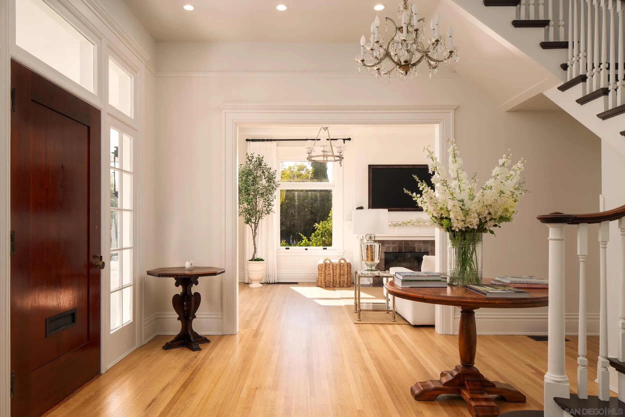 https://cdn.realtyfeed.com/cdn/127/260022299/687d1c3ee1fa9dd51408ce7389c5d52a.webp