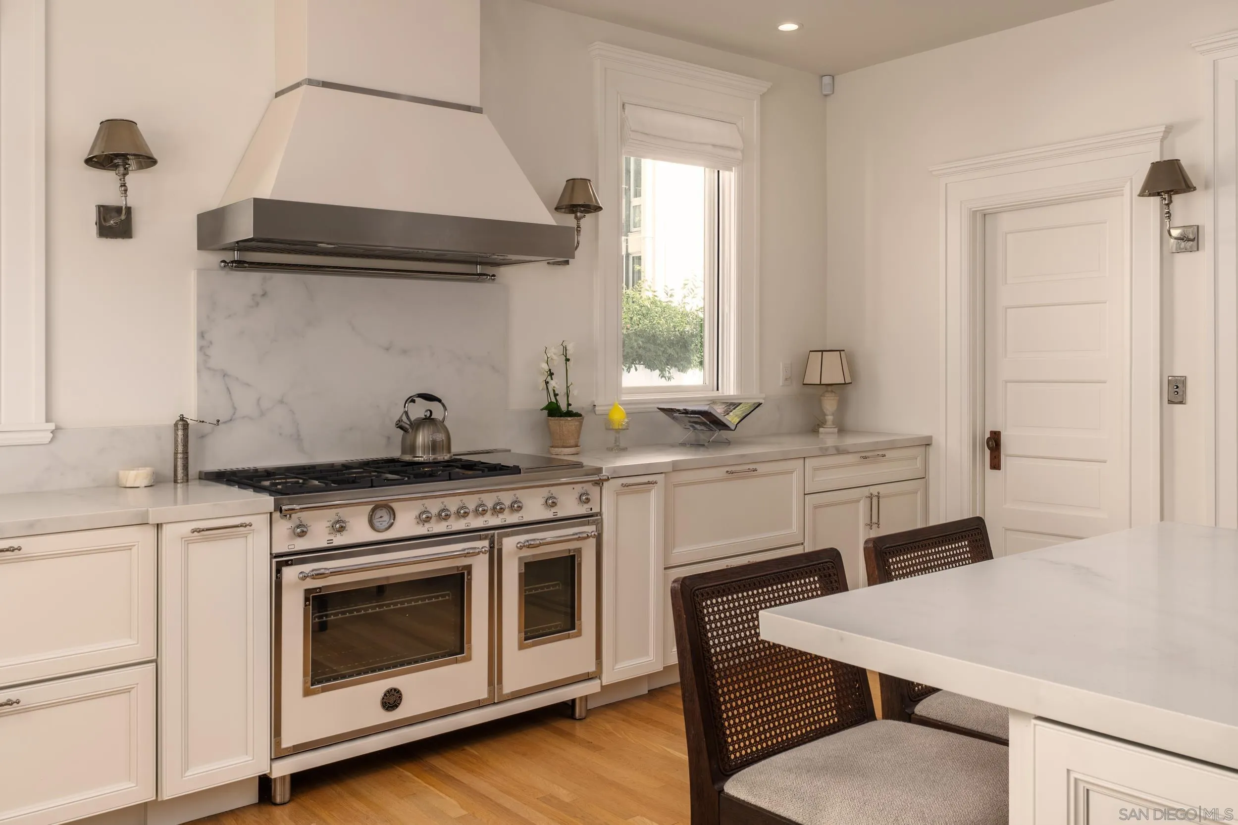 https://cdn.realtyfeed.com/cdn/127/260022299/98c27fc74e3d65179598735ca89bf6b7.webp