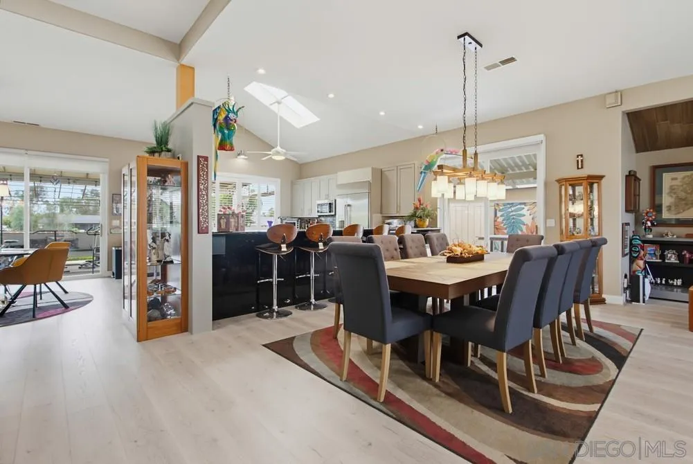 https://cdn.realtyfeed.com/cdn/127/260022301/055609ef7ae9494e69985e0ea85b3ba1.webp