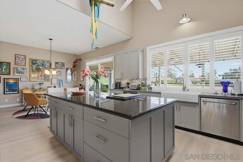 https://cdn.realtyfeed.com/cdn/127/260022301/6102e5c5aba506982bcba71666c811fc.webp