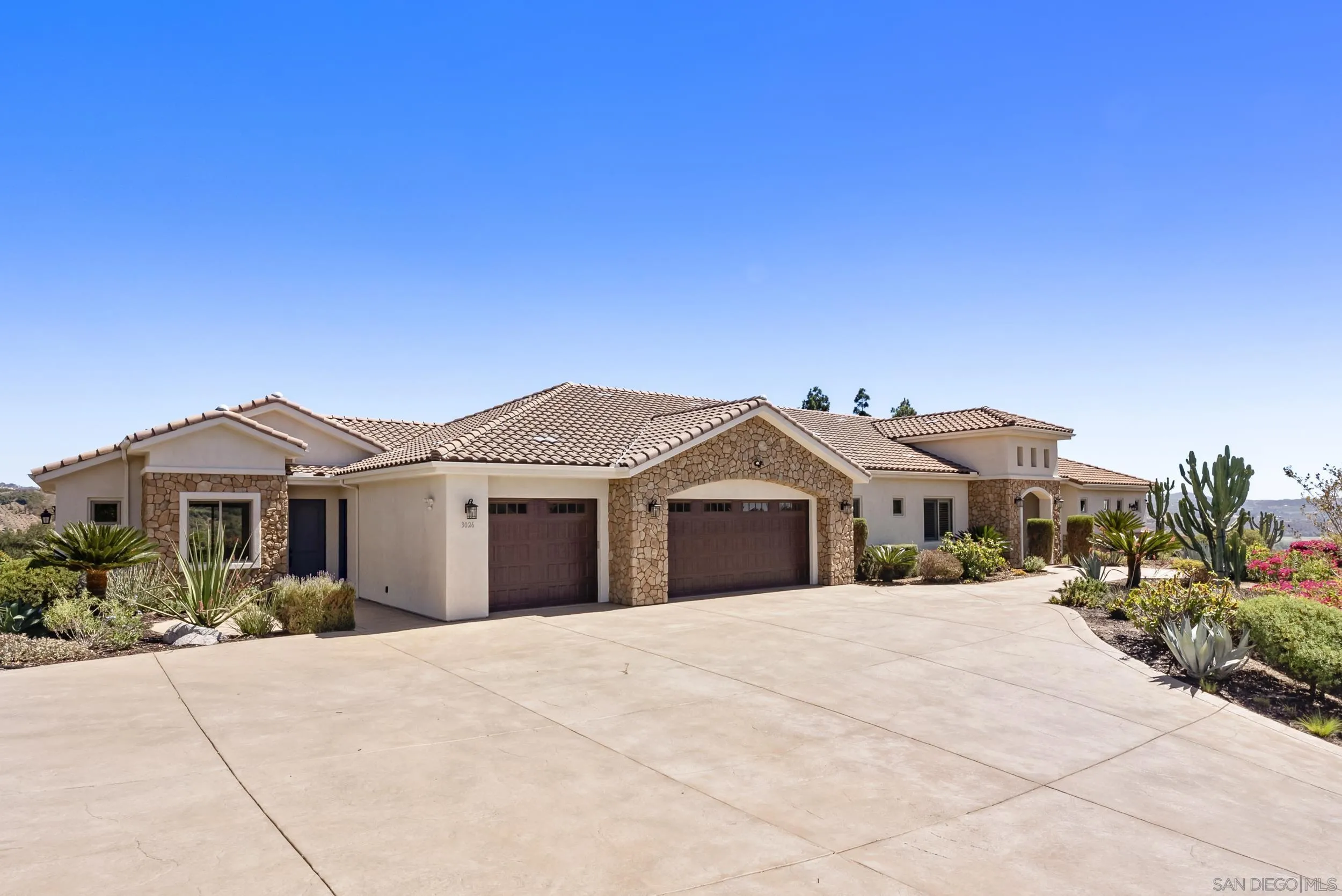 3026 Via Loma, Fallbrook, CA 92028 - Main photo, Fallbrook, CA