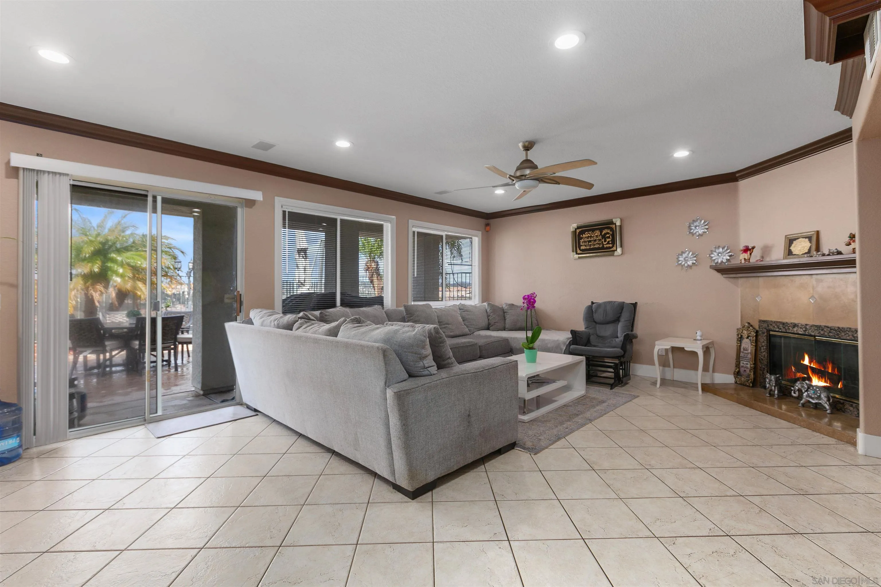https://cdn.realtyfeed.com/cdn/127/260022311/8c5b2e5a2d7ceffaa2fb5d5a027204c4.webp