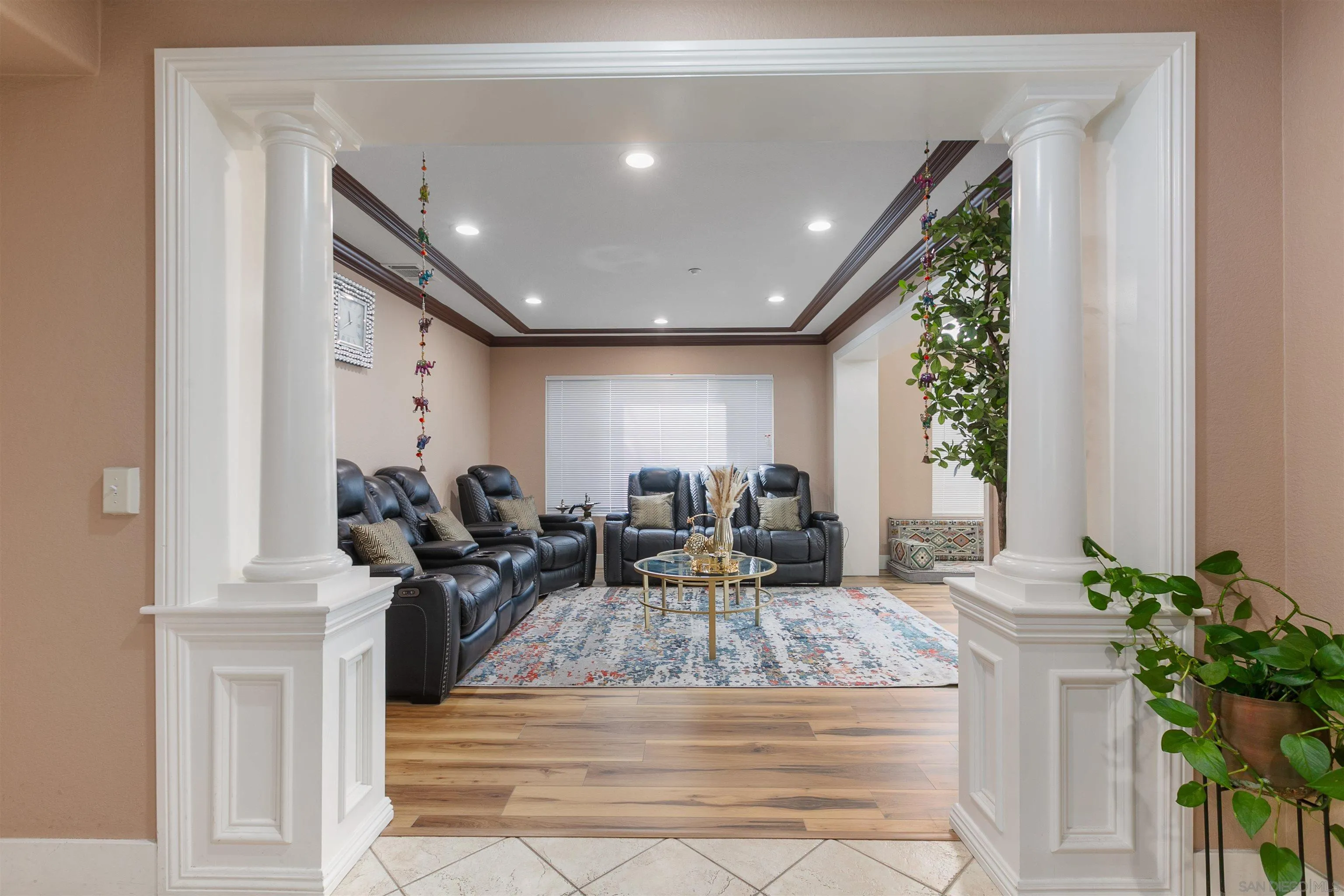 https://cdn.realtyfeed.com/cdn/127/260022311/93fa21047488eb5e2048557a75fc128e.webp