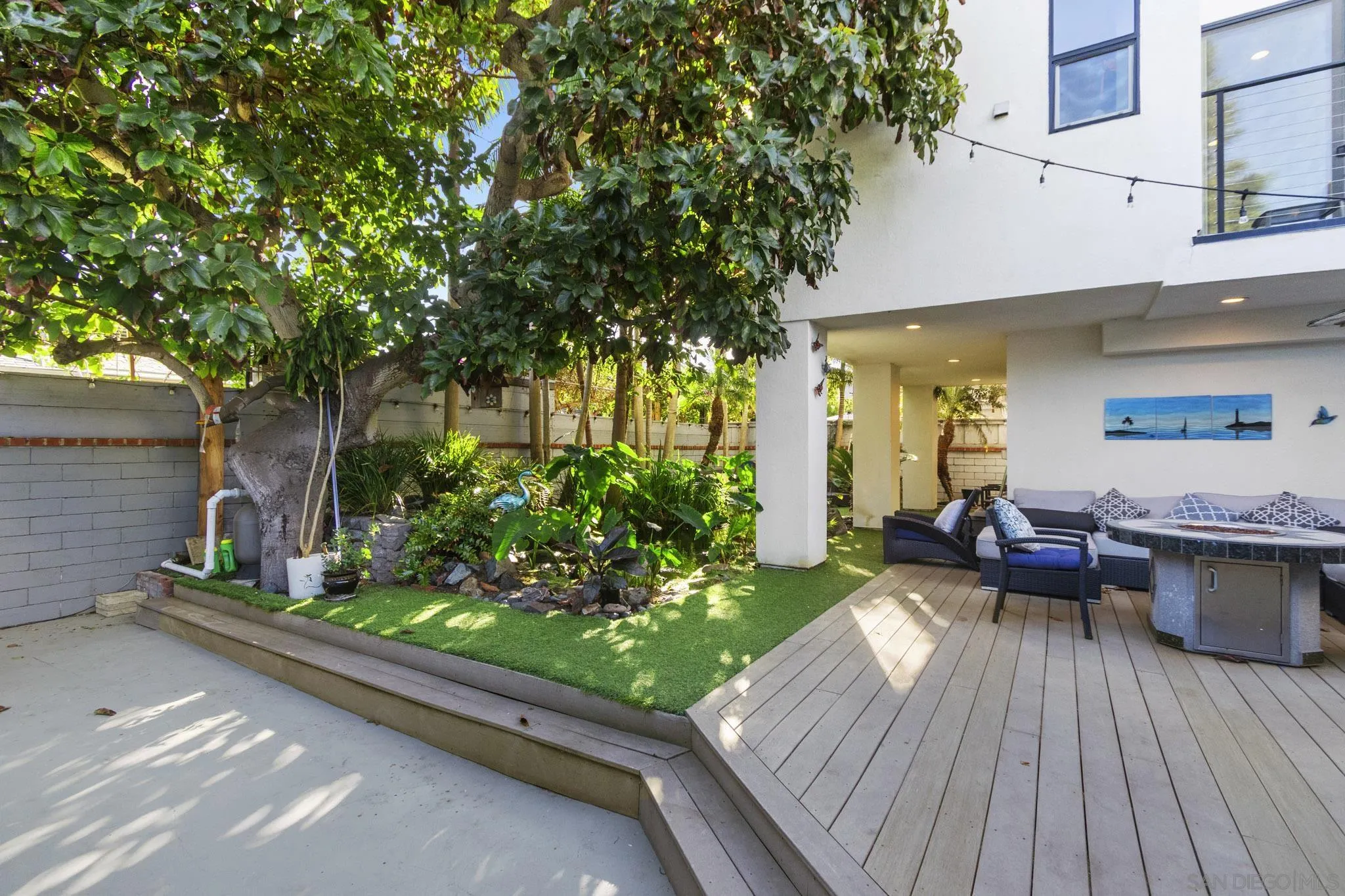 https://cdn.realtyfeed.com/cdn/127/260022315/3fb9c3a7fa6d46ed4661a82a745d8e0b.webp