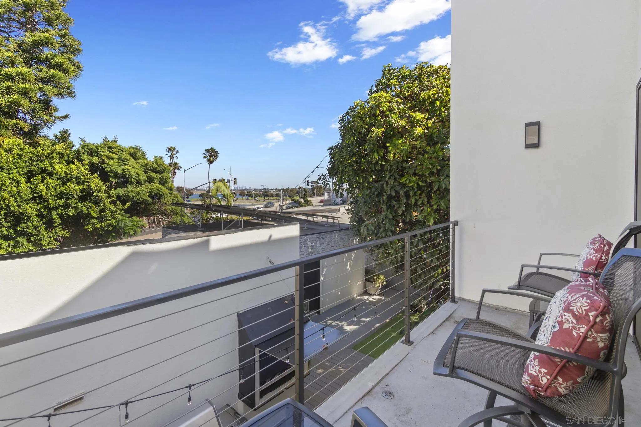 https://cdn.realtyfeed.com/cdn/127/260022315/8bed90f747c4dc91f3867283571e120f.webp