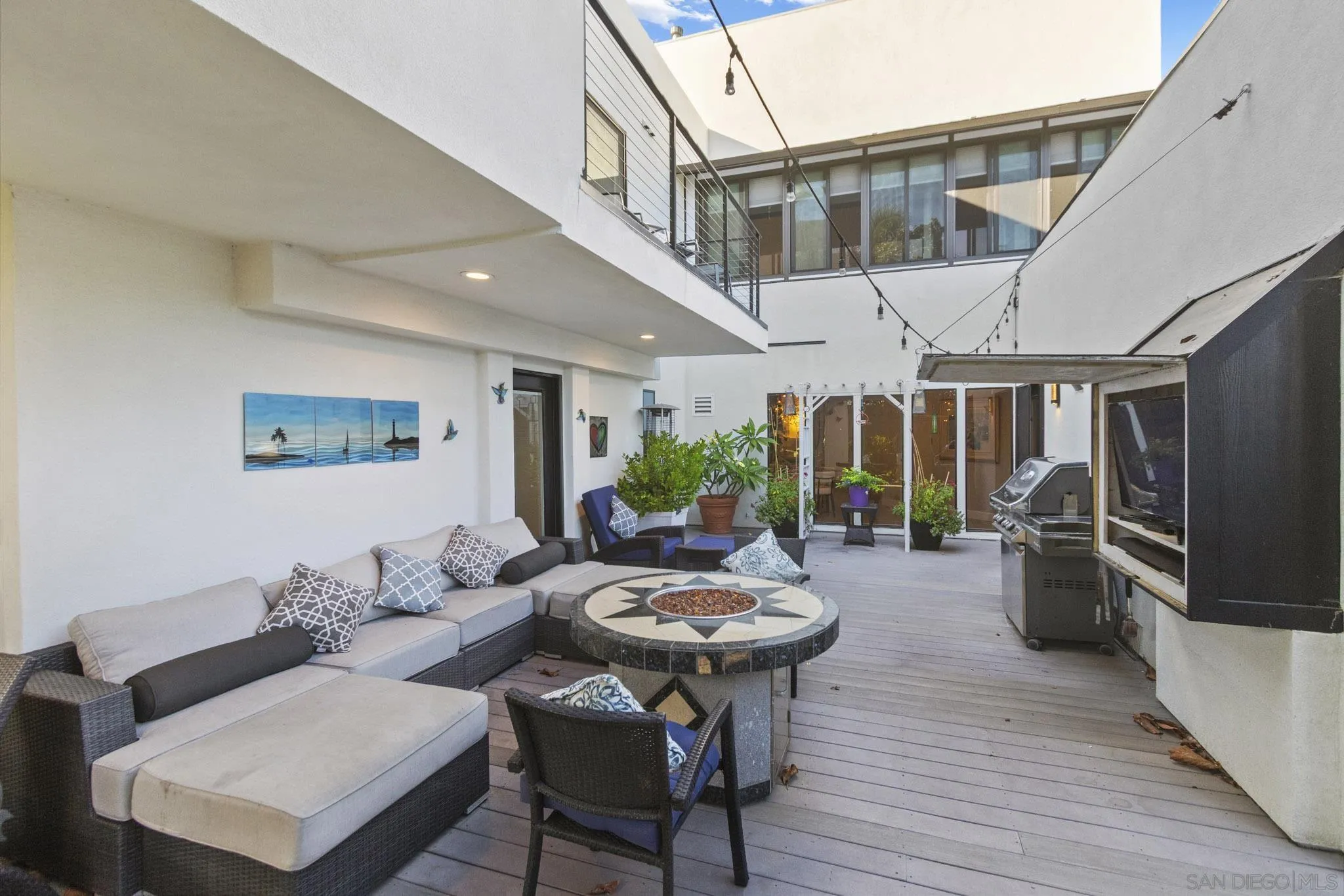 https://cdn.realtyfeed.com/cdn/127/260022315/9517f0f0bd6d860929d84300c5c5e48b.webp