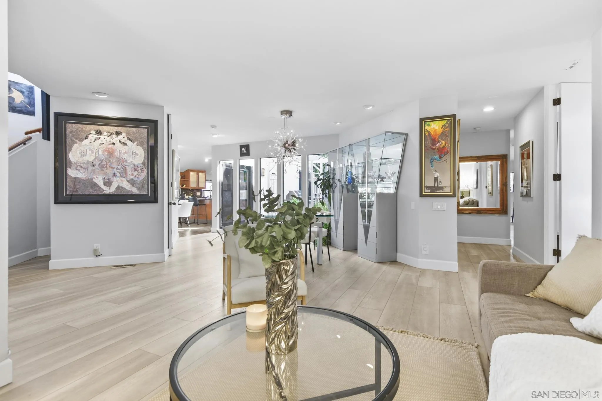 https://cdn.realtyfeed.com/cdn/127/260022315/9ca5134faed0fa14a1c40da97475033c.webp